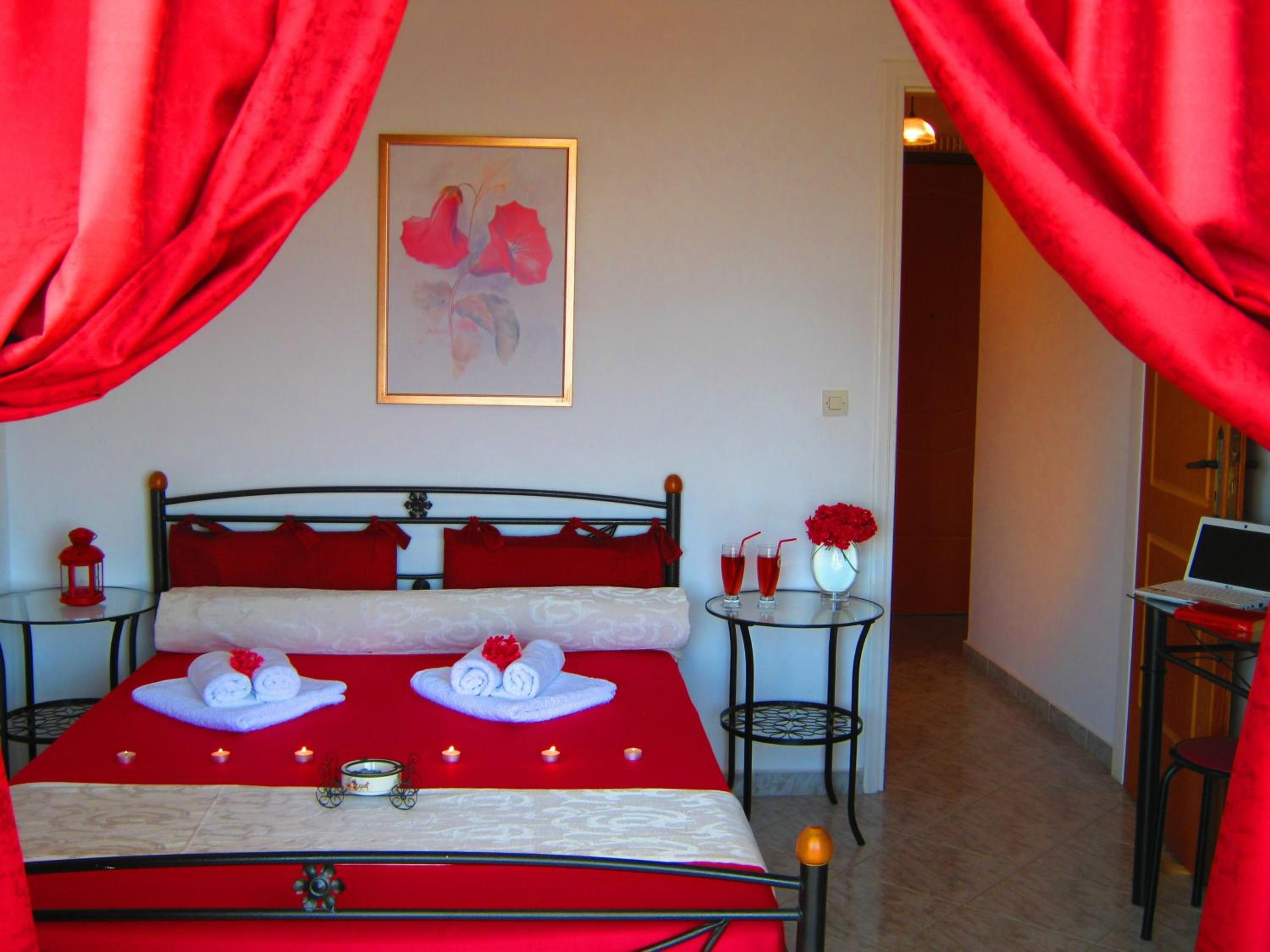 Double Room with Sea View - Photo 2