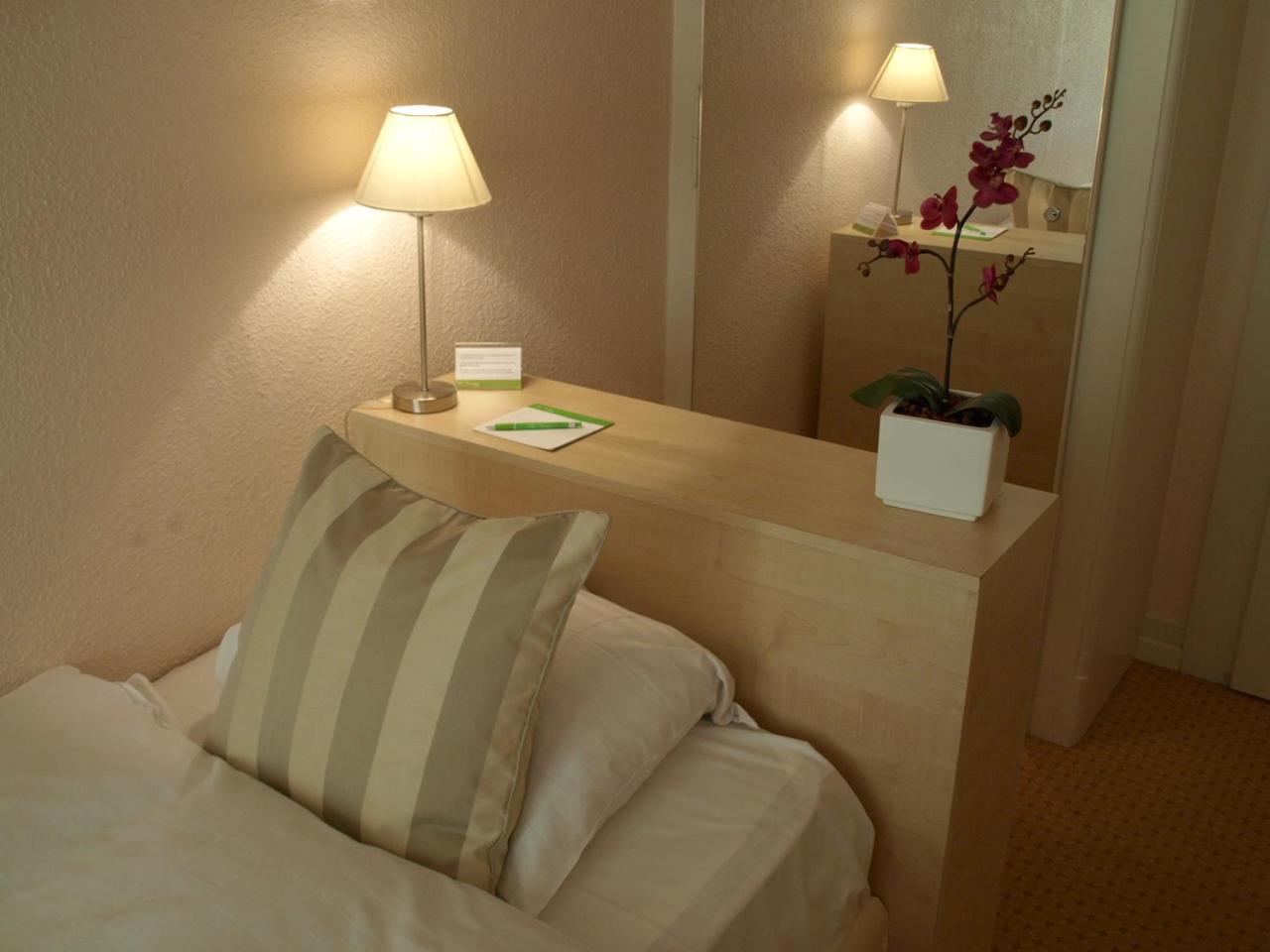 Single Room photo 3