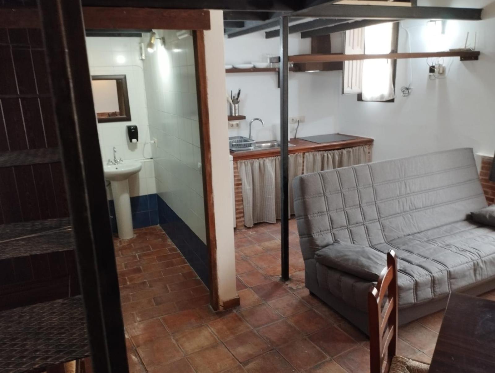 Studio Apartment with Sea View - Photo 3