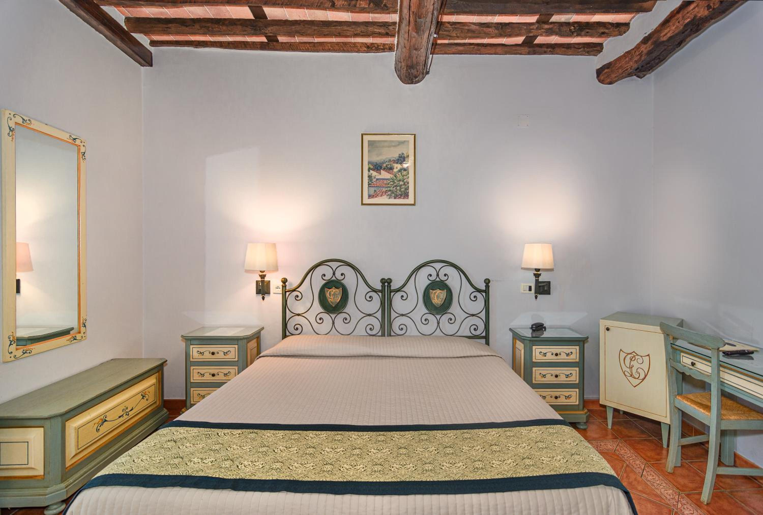 Triple Room - Photo 8