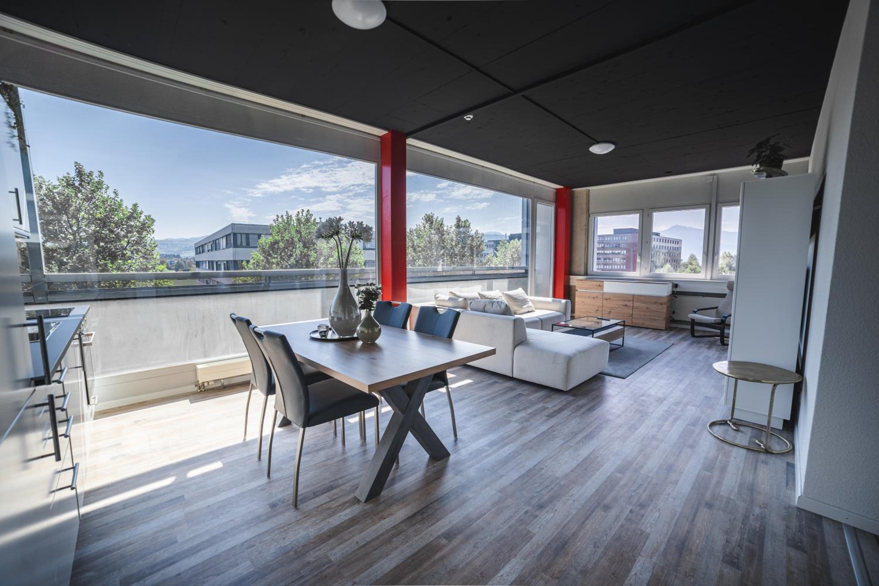 Two-Bedroom Apartment with Private Bathroom and Kitchen photo 3