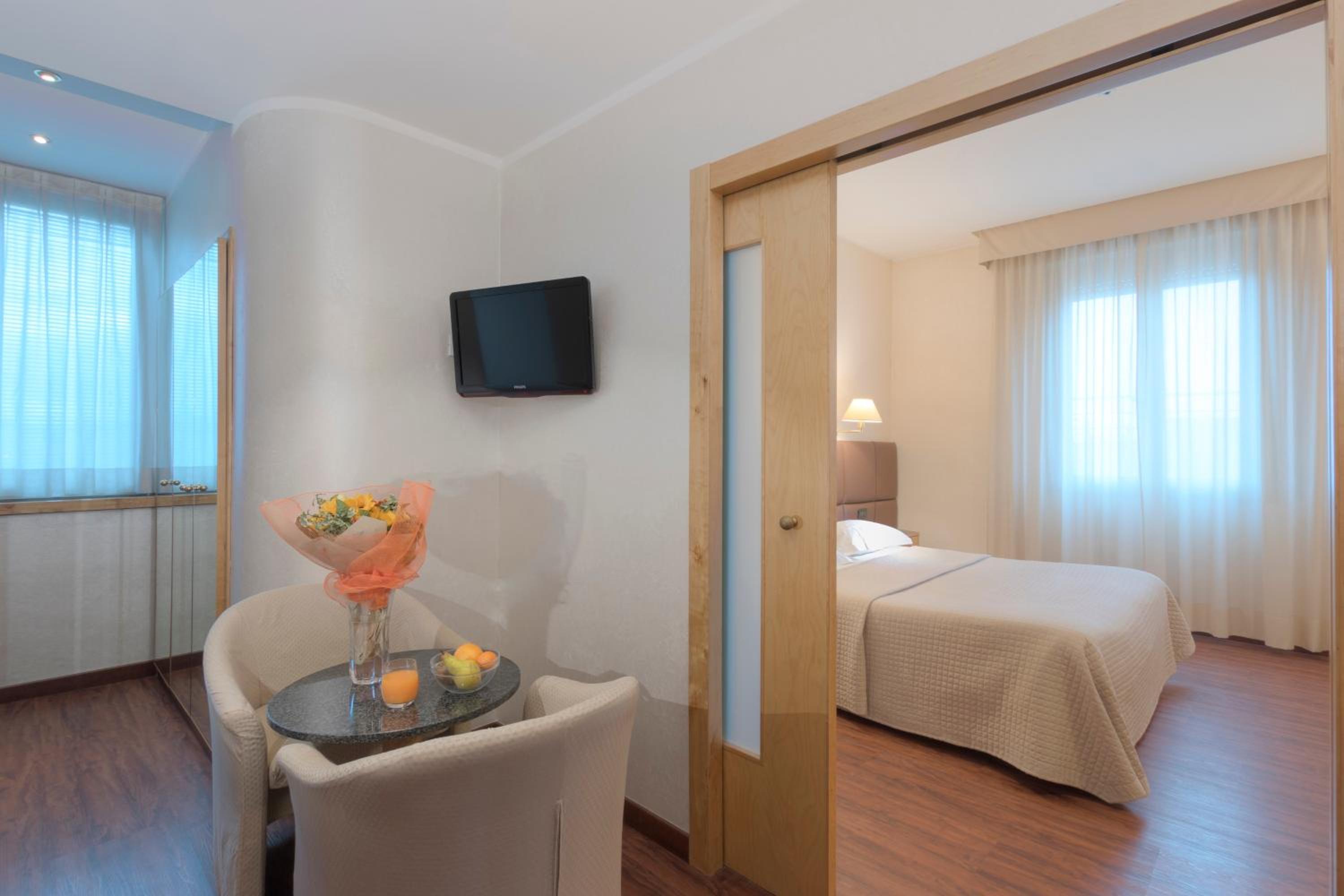 Junior Suite - Photo 2