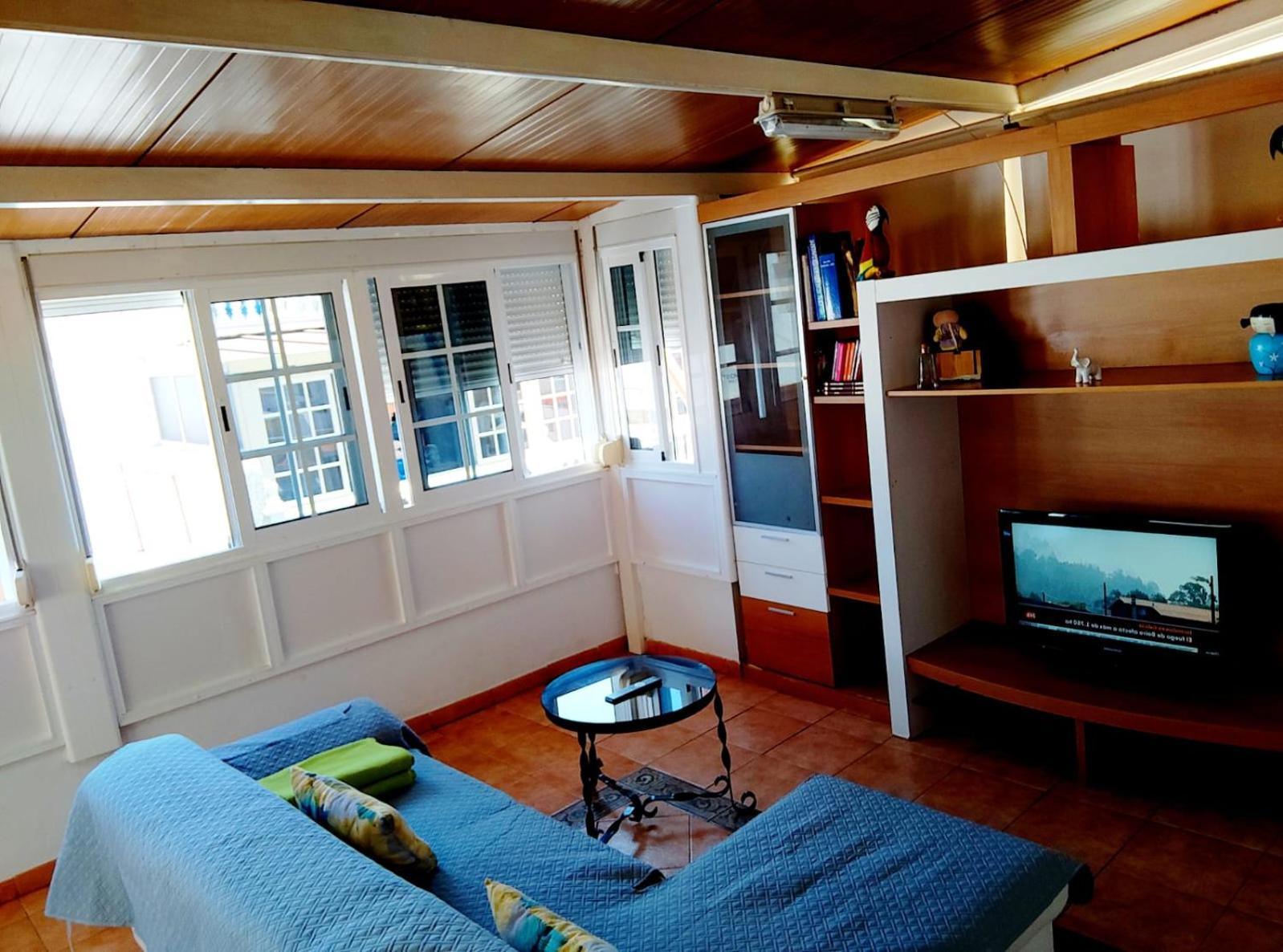 Three-Bedroom Apartment photo 3
