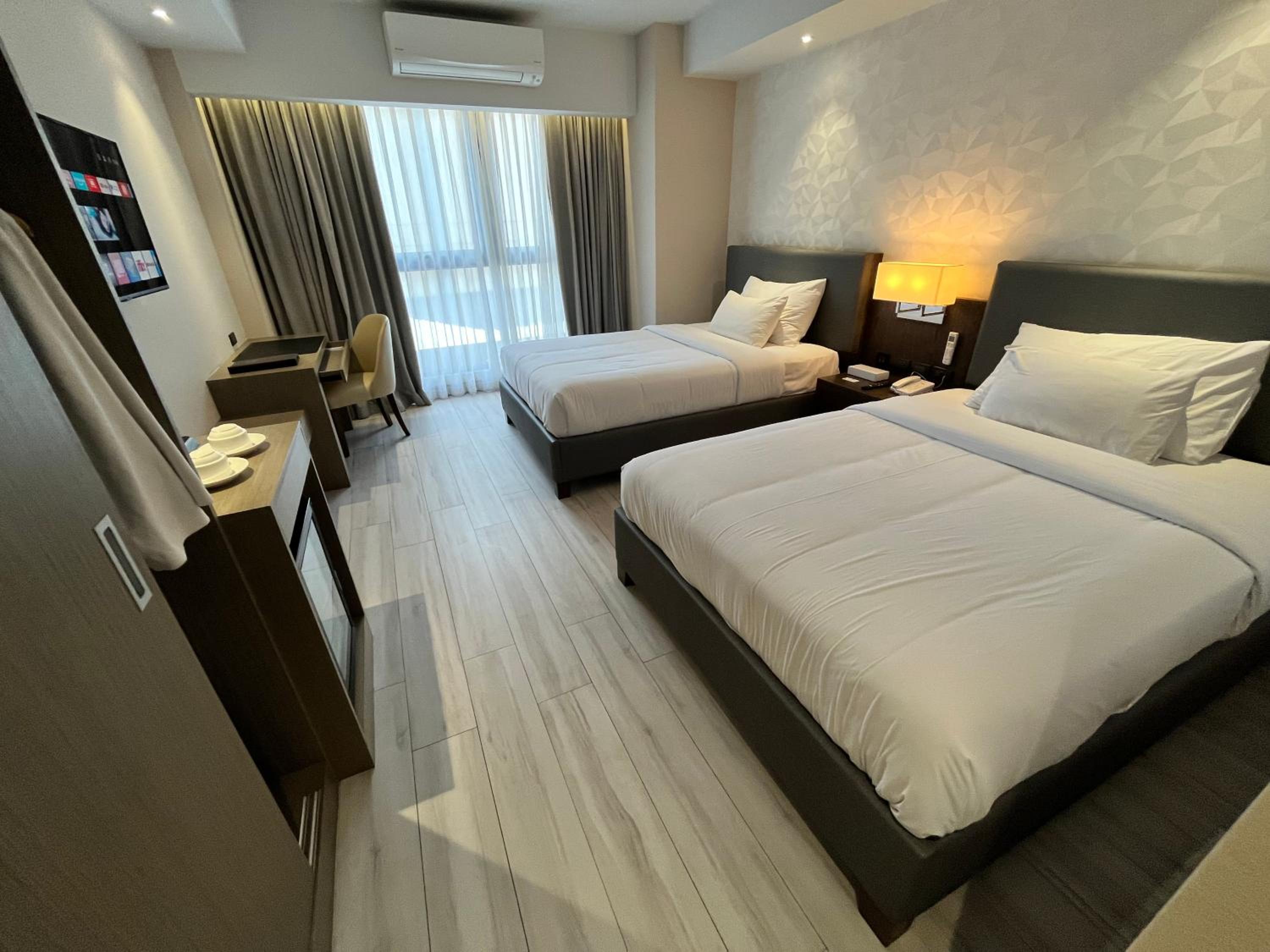 Deluxe Double or Twin Room