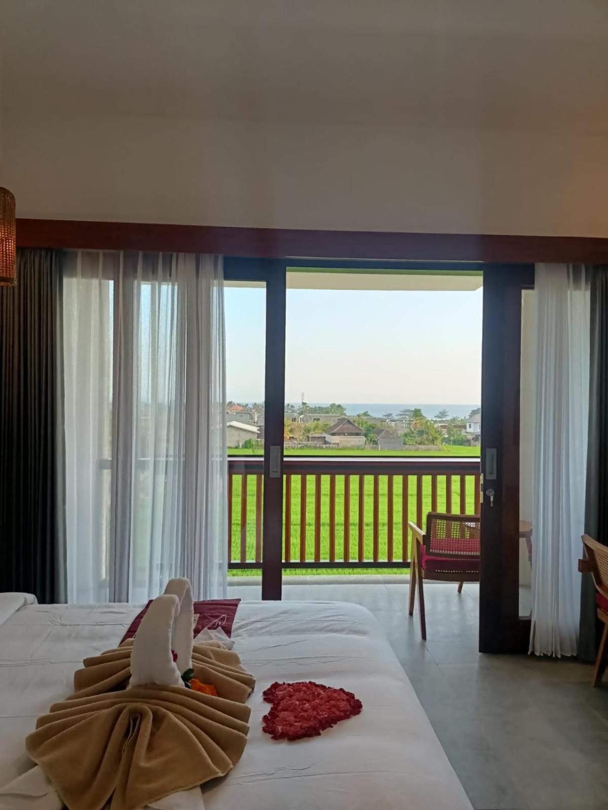 Standard Double Room - Photo 17