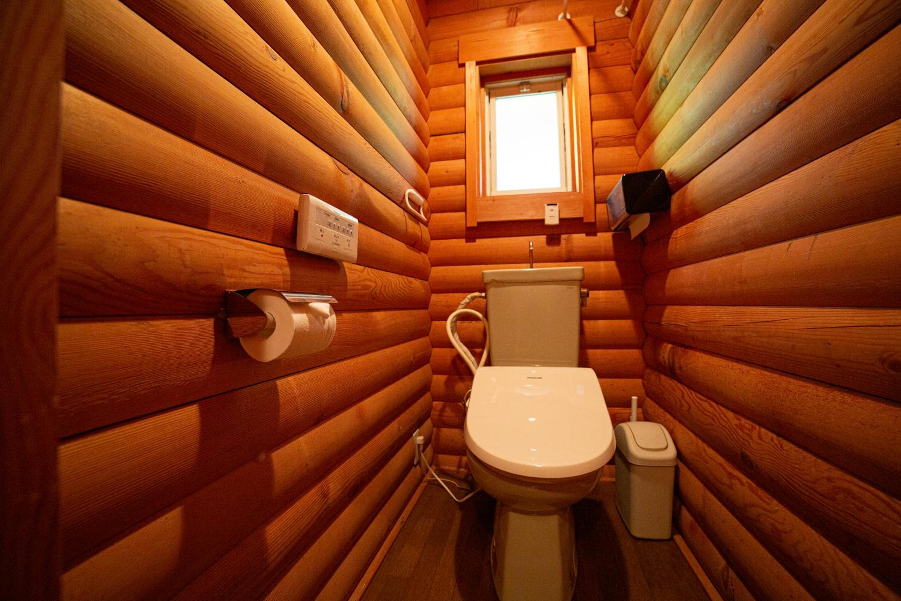 Three-Bedroom House - Photo 15