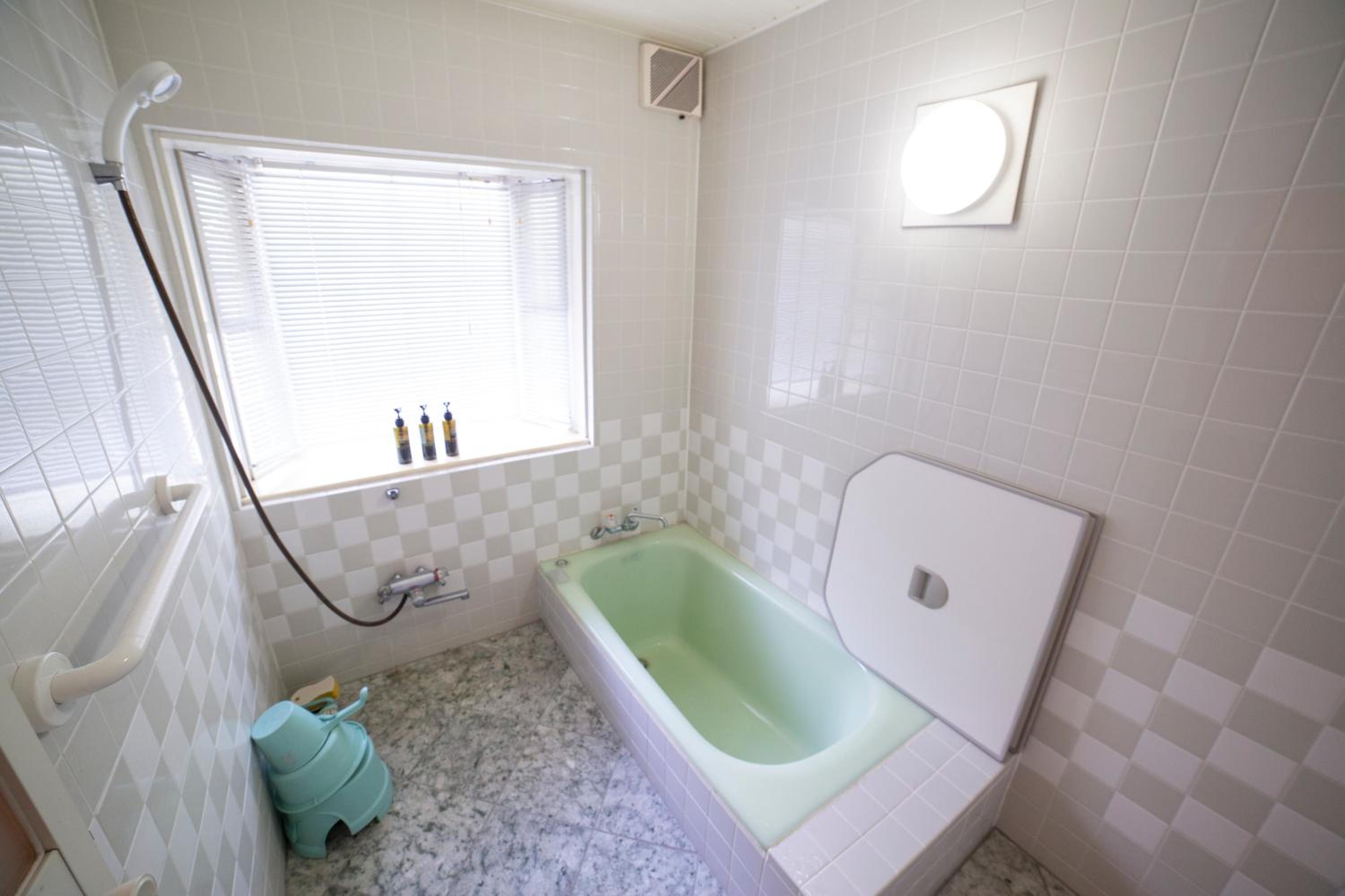 Three-Bedroom House - Photo 8