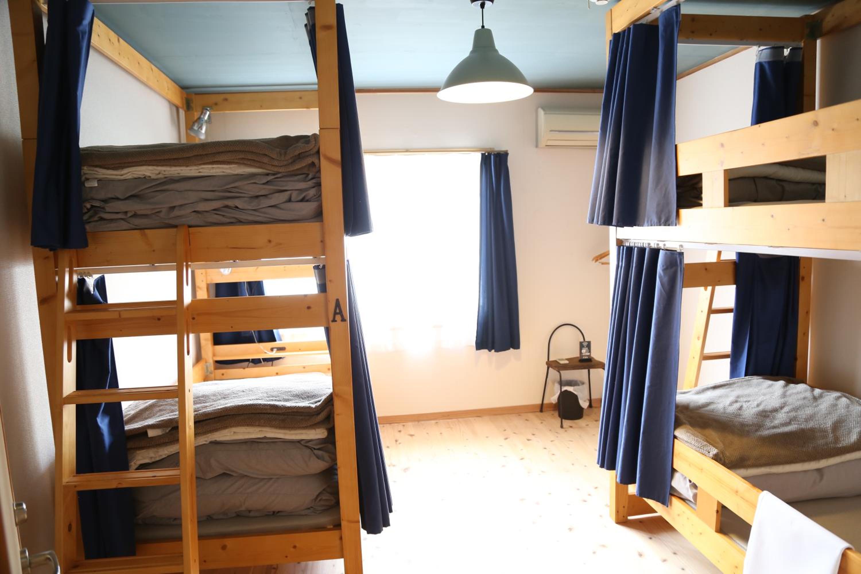 Standard Quadruple Room - Photo 2