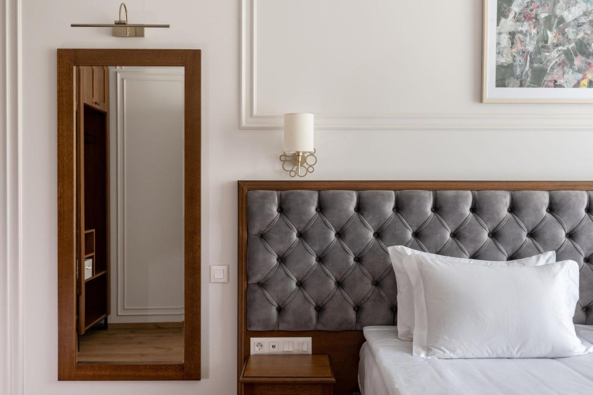 Superior Double Room - Photo 8