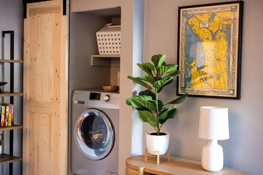 Two-Bedroom Apartment - Photo 33