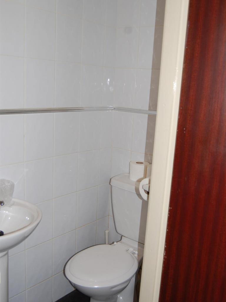 Standard Triple Room - Photo 2