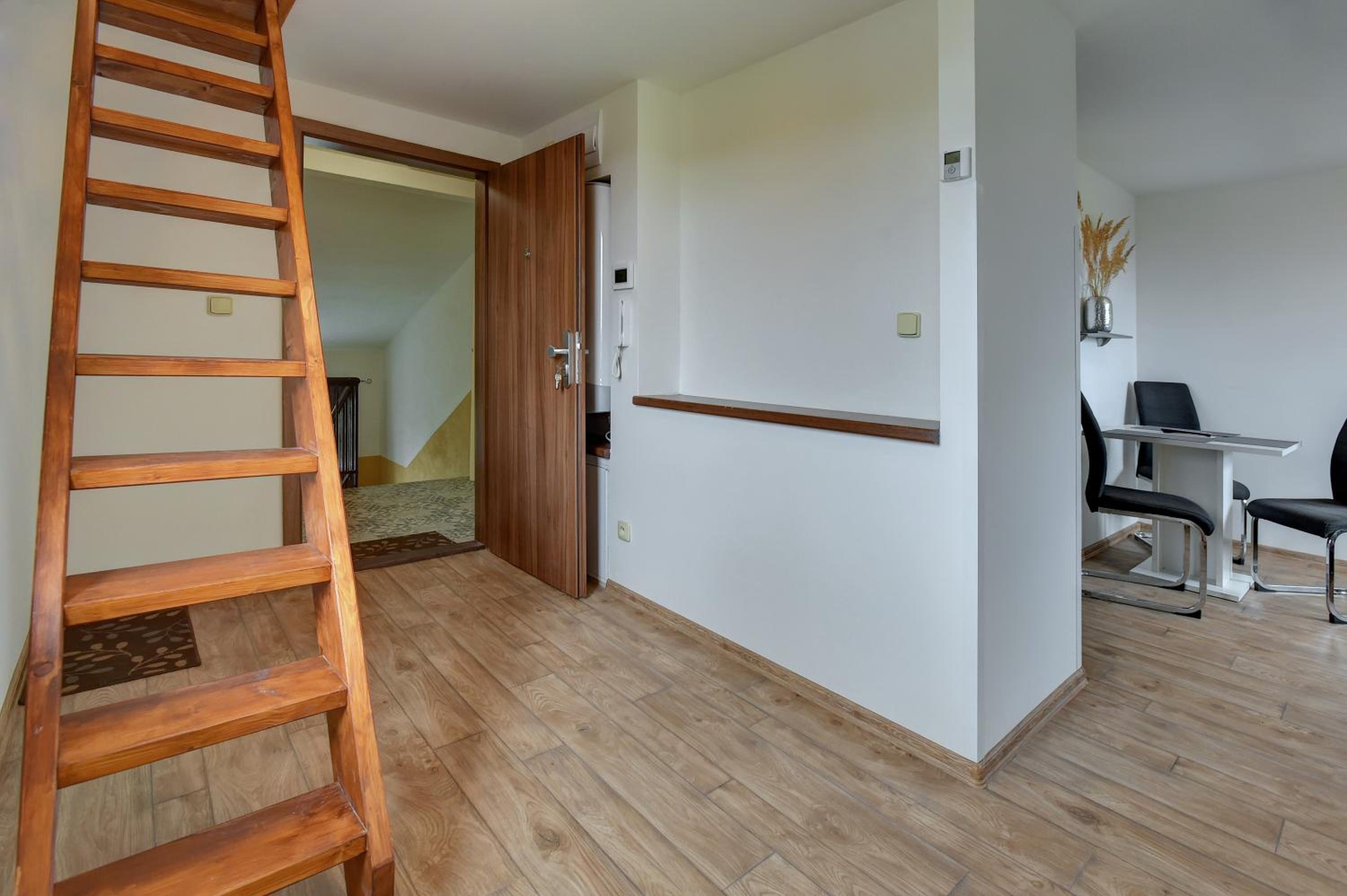 One-Bedroom Suite photo 3