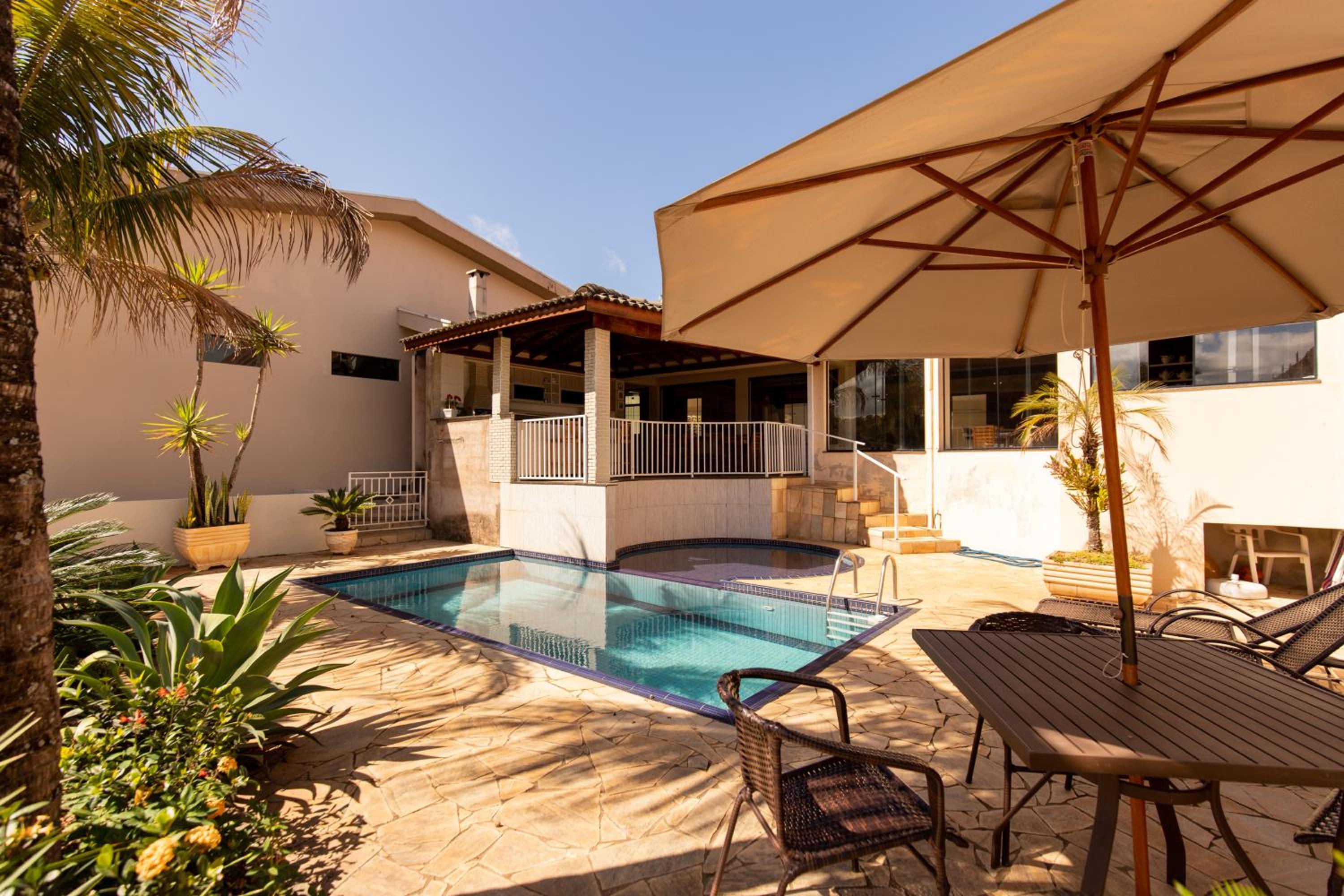 Suite with Pool View photo 3
