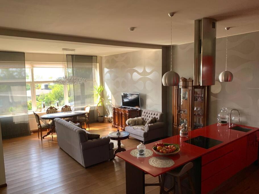 Two-Bedroom Apartment with Lake View photo 1