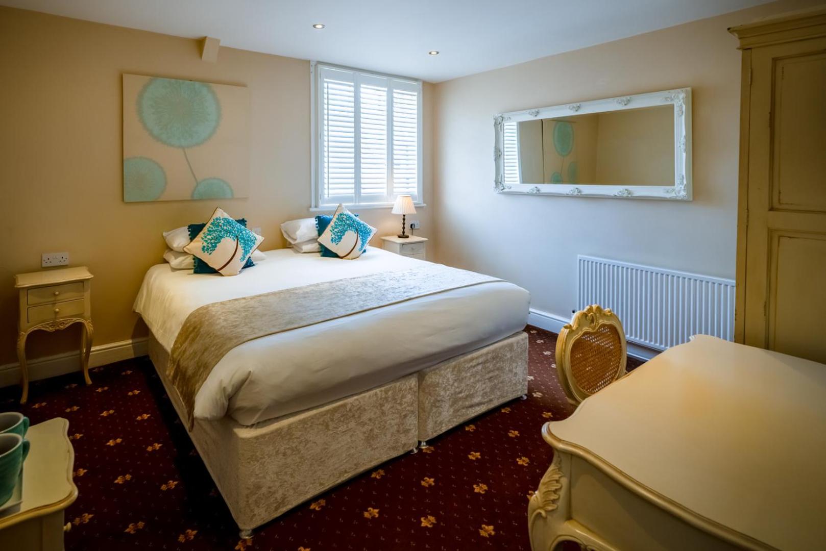 Double or Twin Room - Photo 1