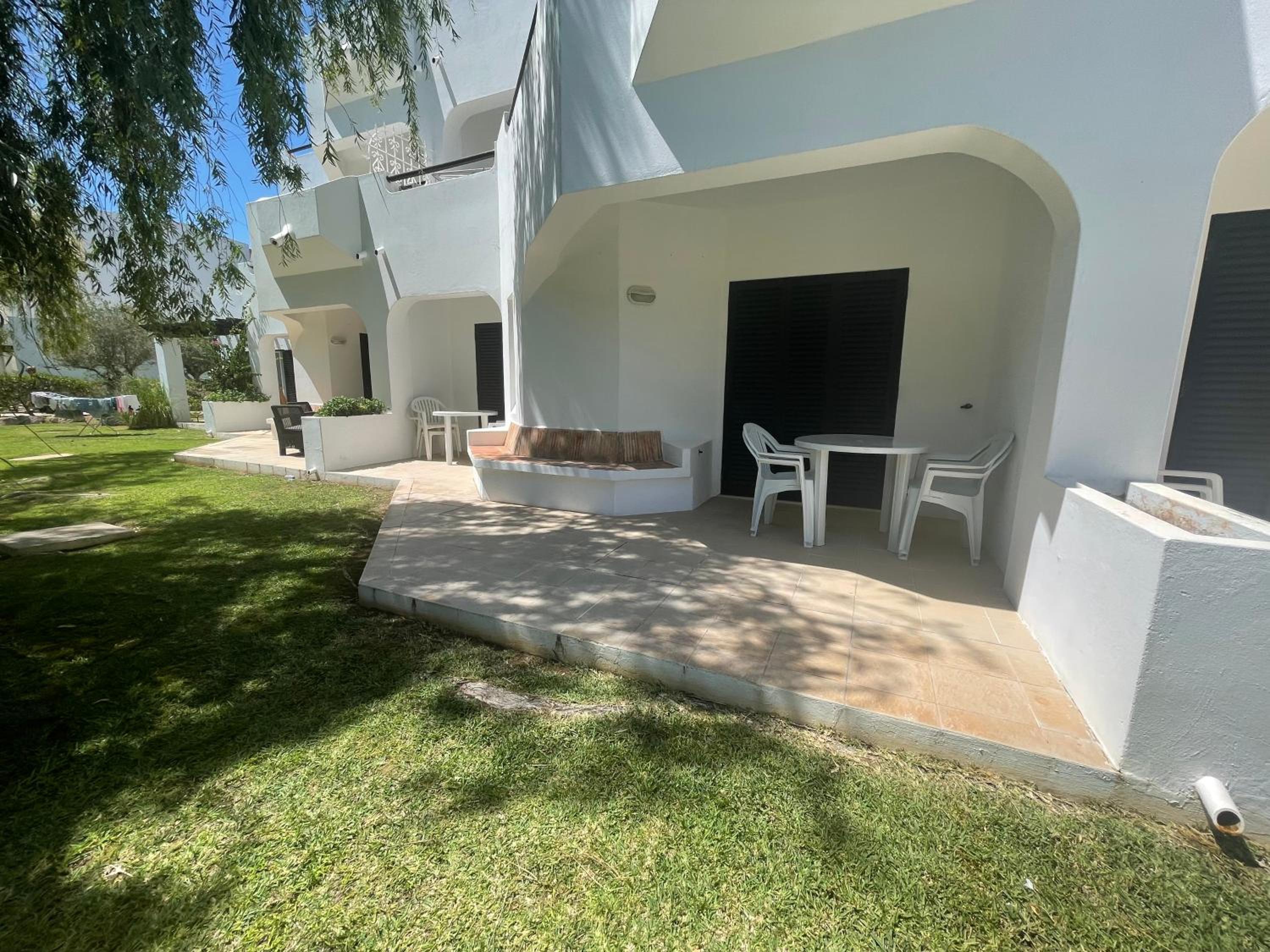Two-Bedroom House - Photo 33