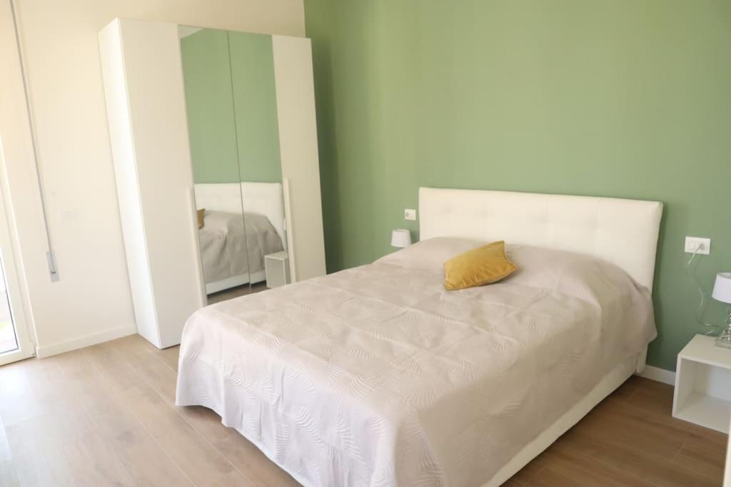 Apartment with Terrace photo 3