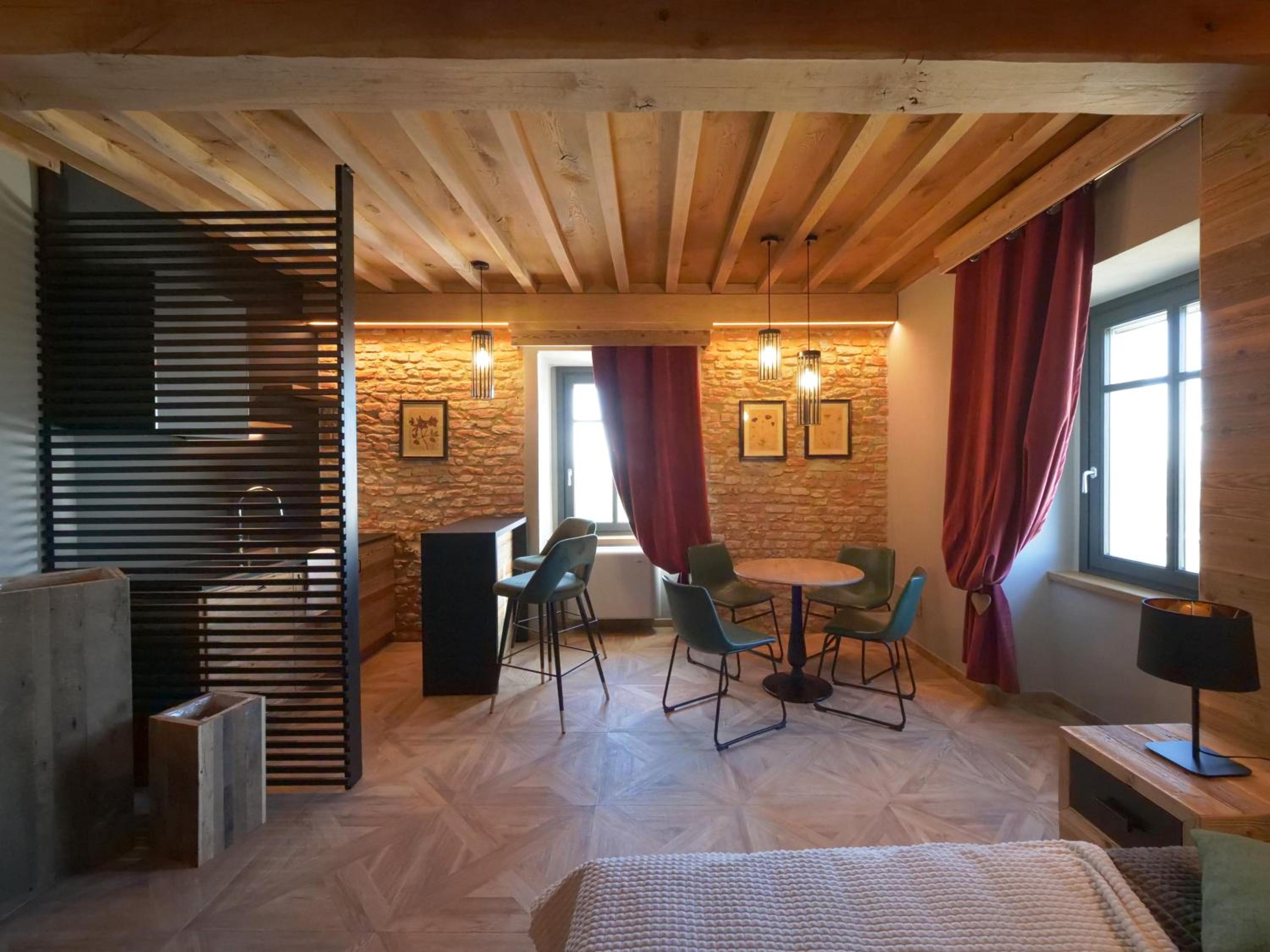 King Suite photo 2