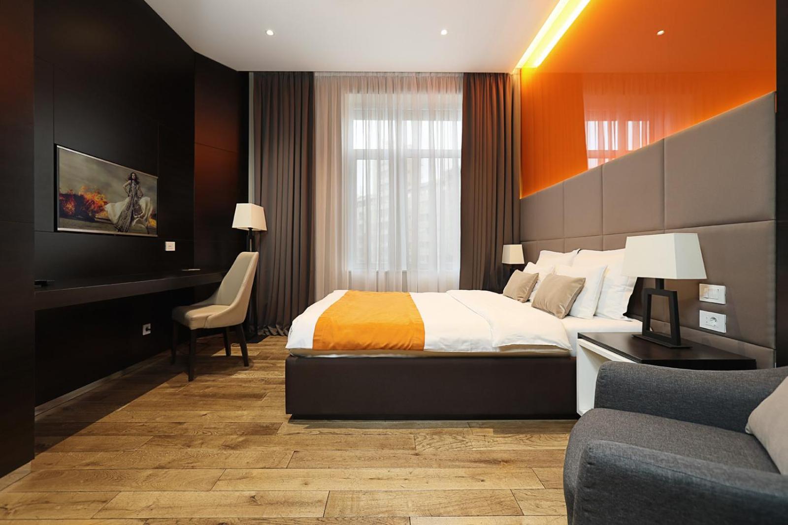 Double Room - Photo 6