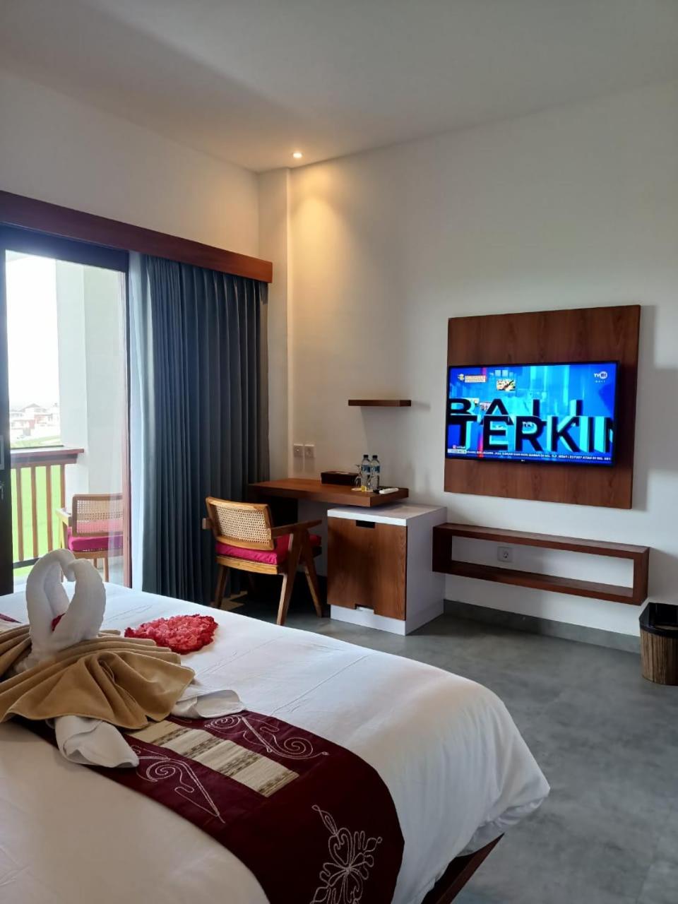 Standard Double Room - Photo 16