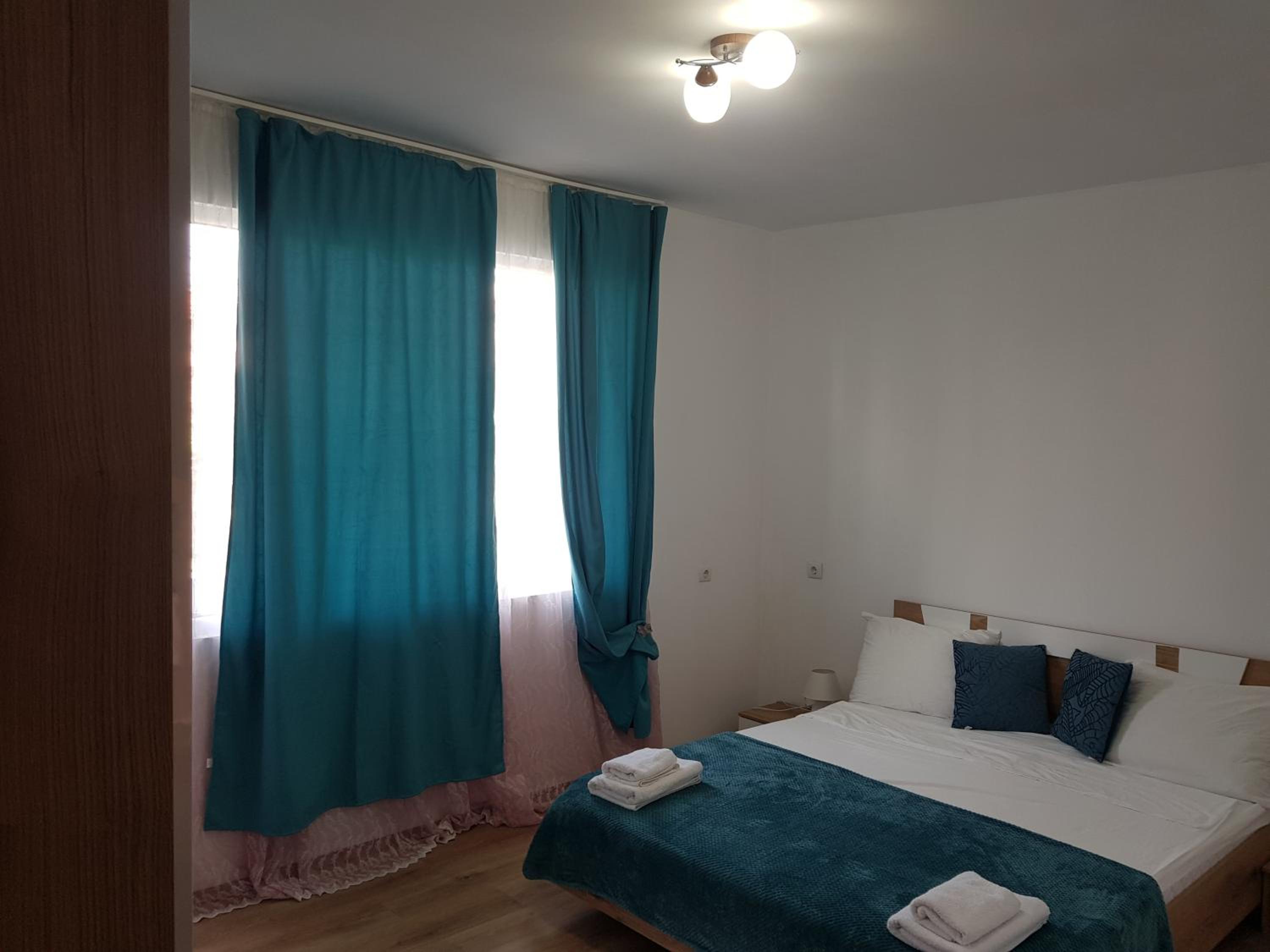 Two-Bedroom Apartment - Photo 7