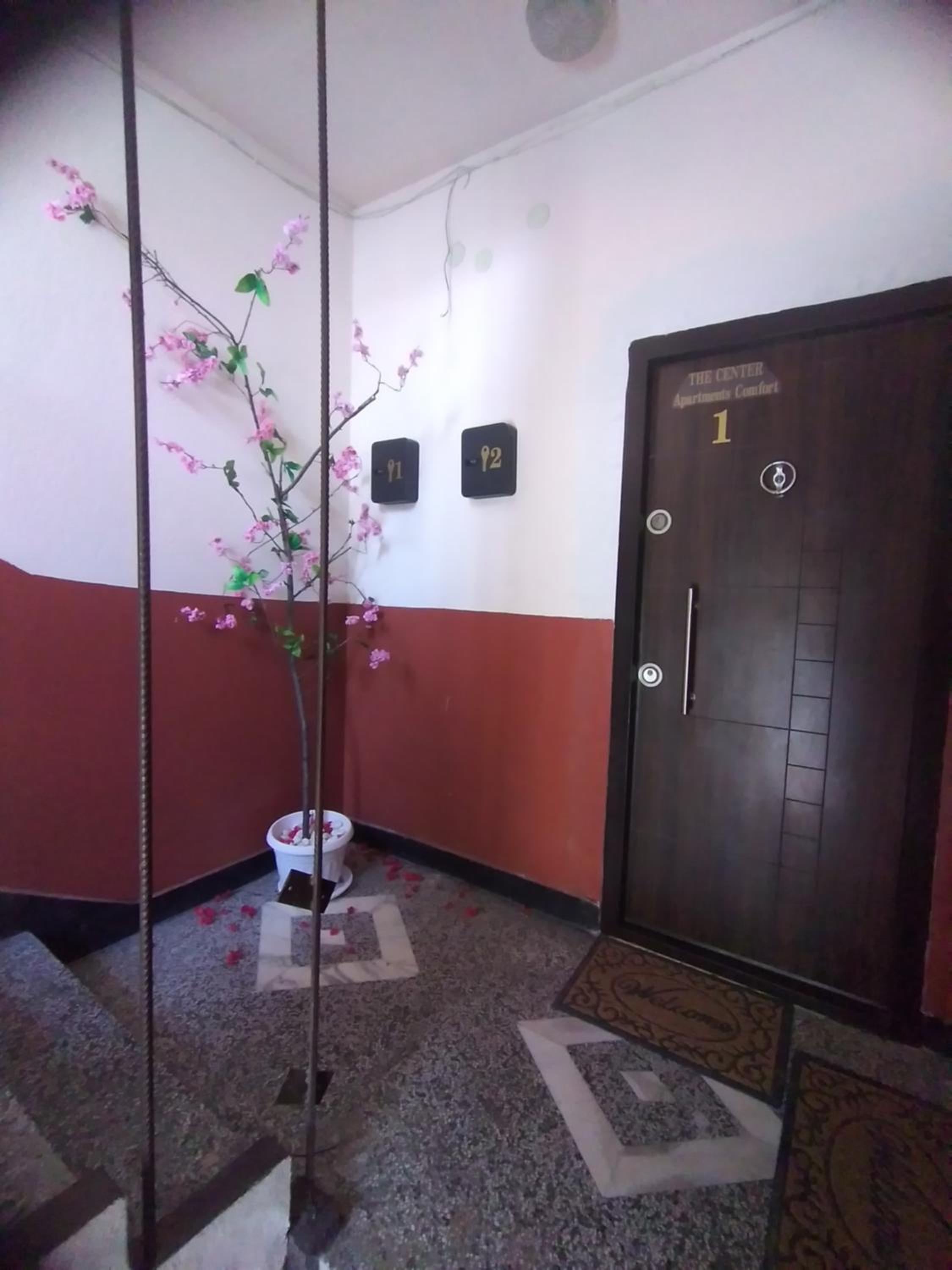 Two-Bedroom Apartment - Photo 11