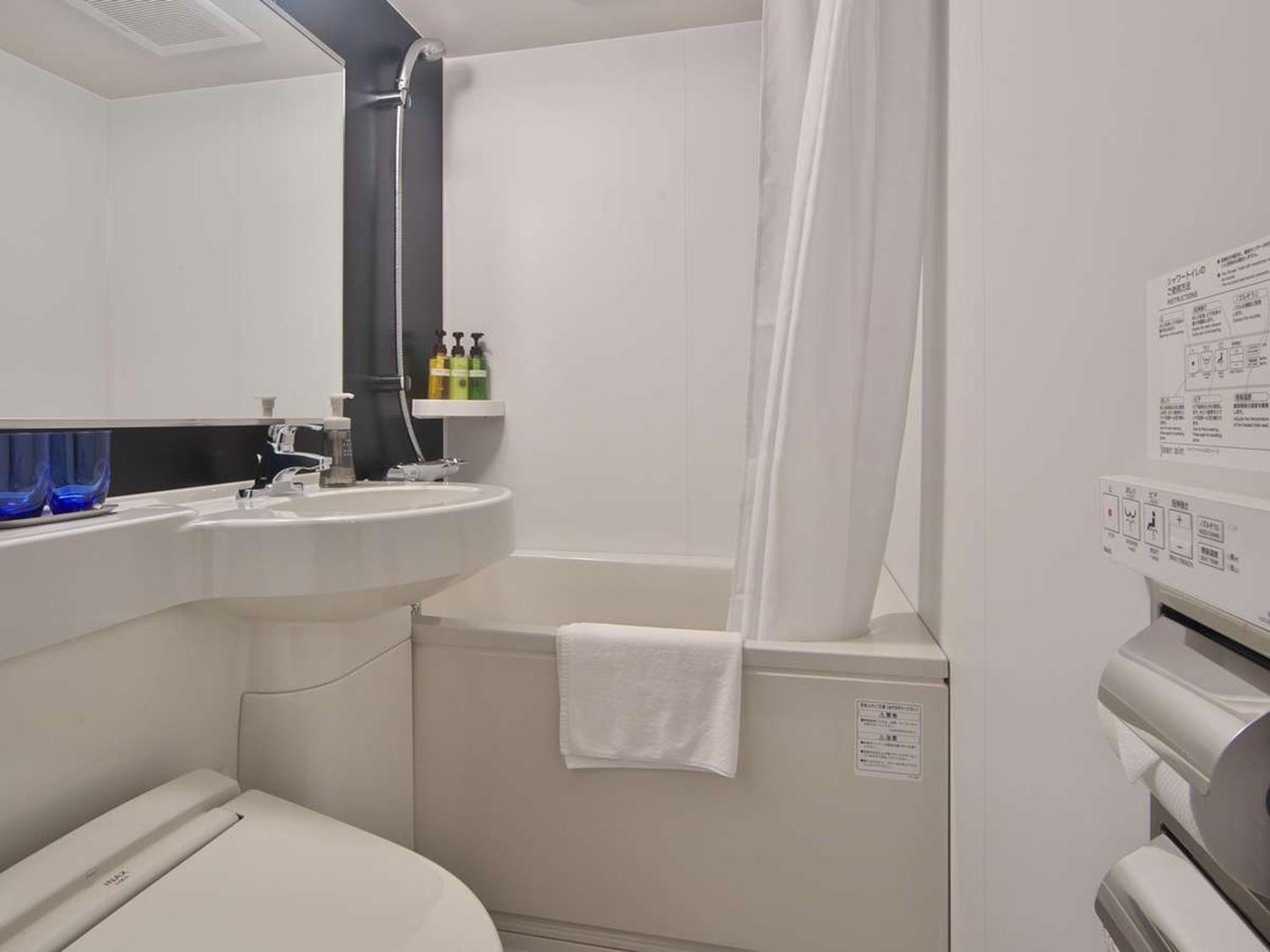 Double Room - Non-Smoking  - Photo 8
