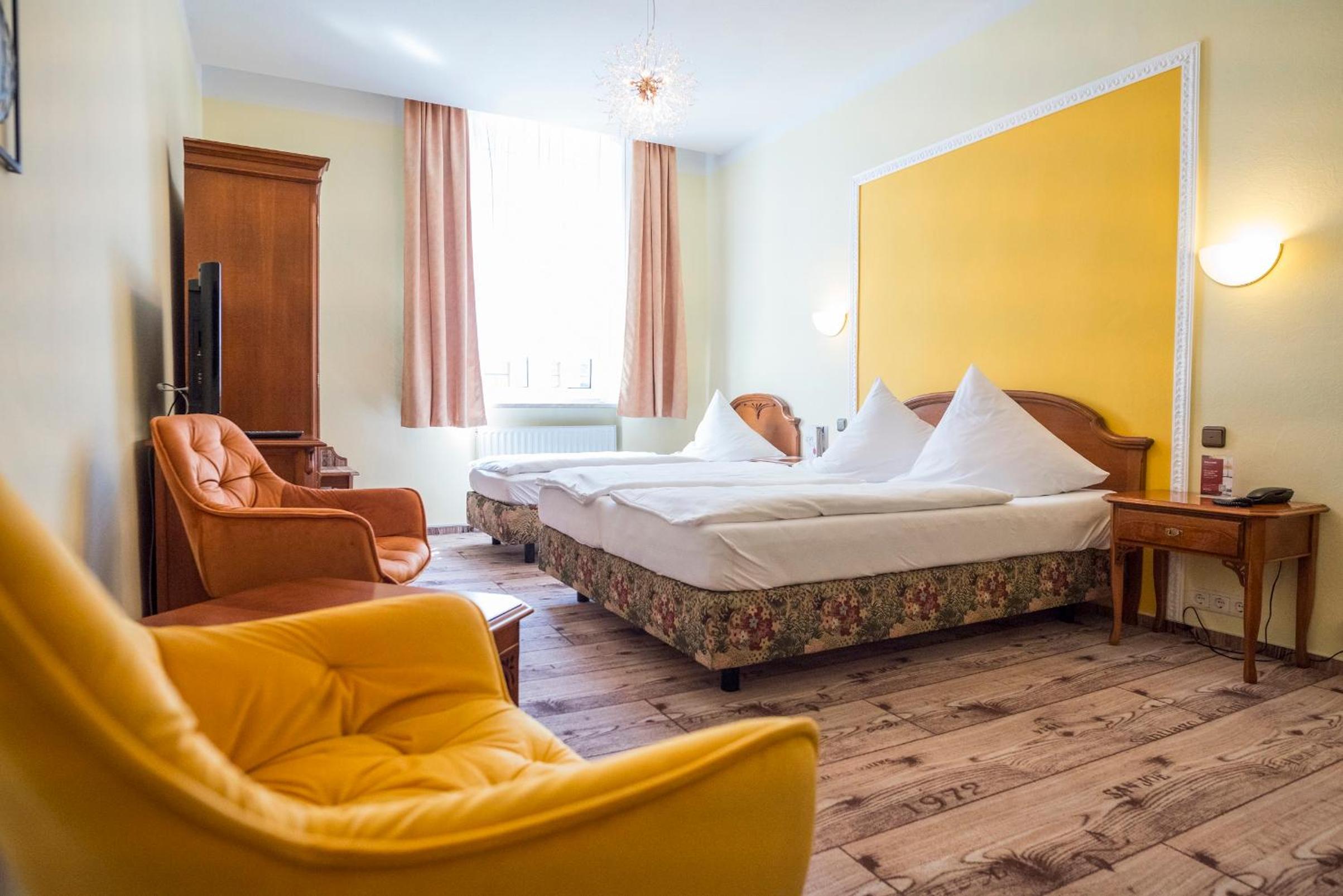 Triple Room - Photo 1