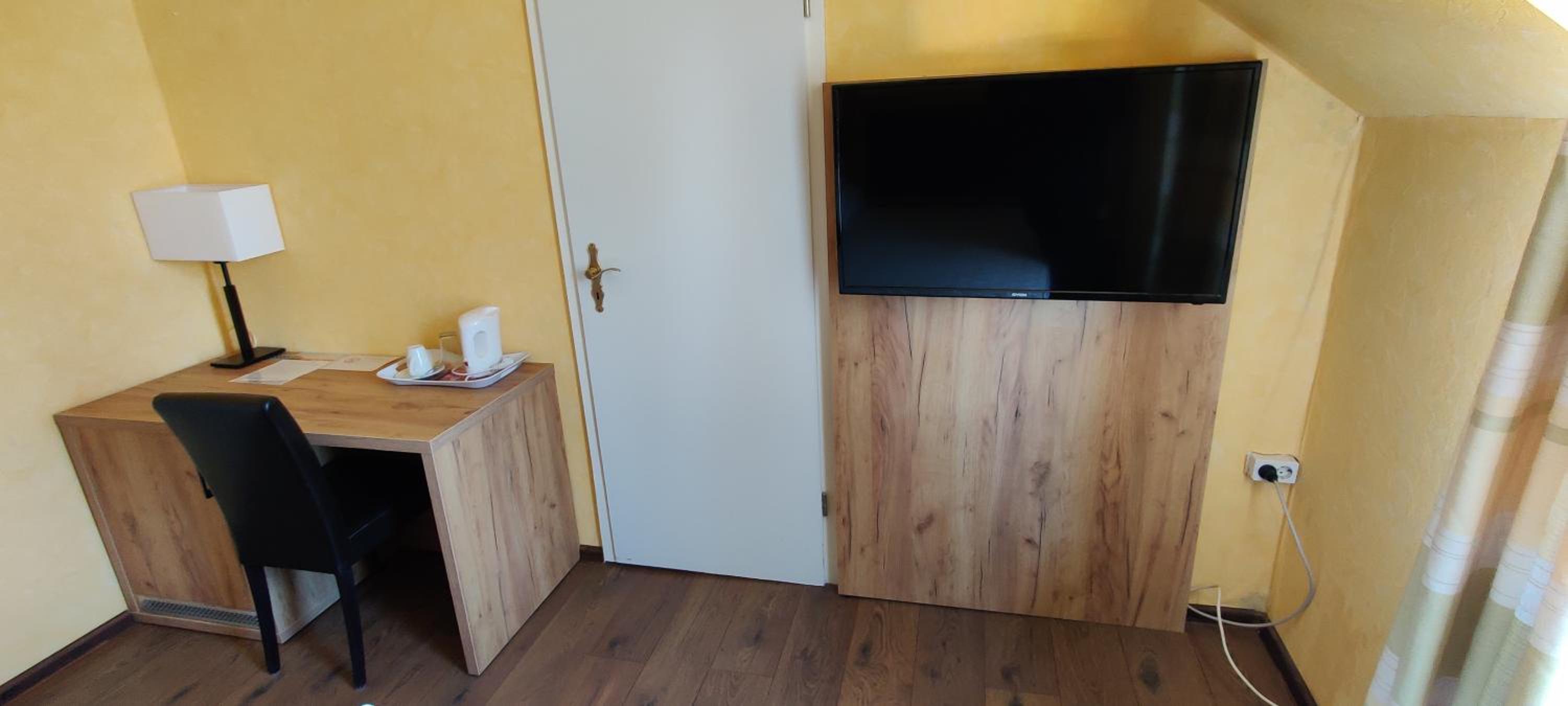 Single Room photo 2