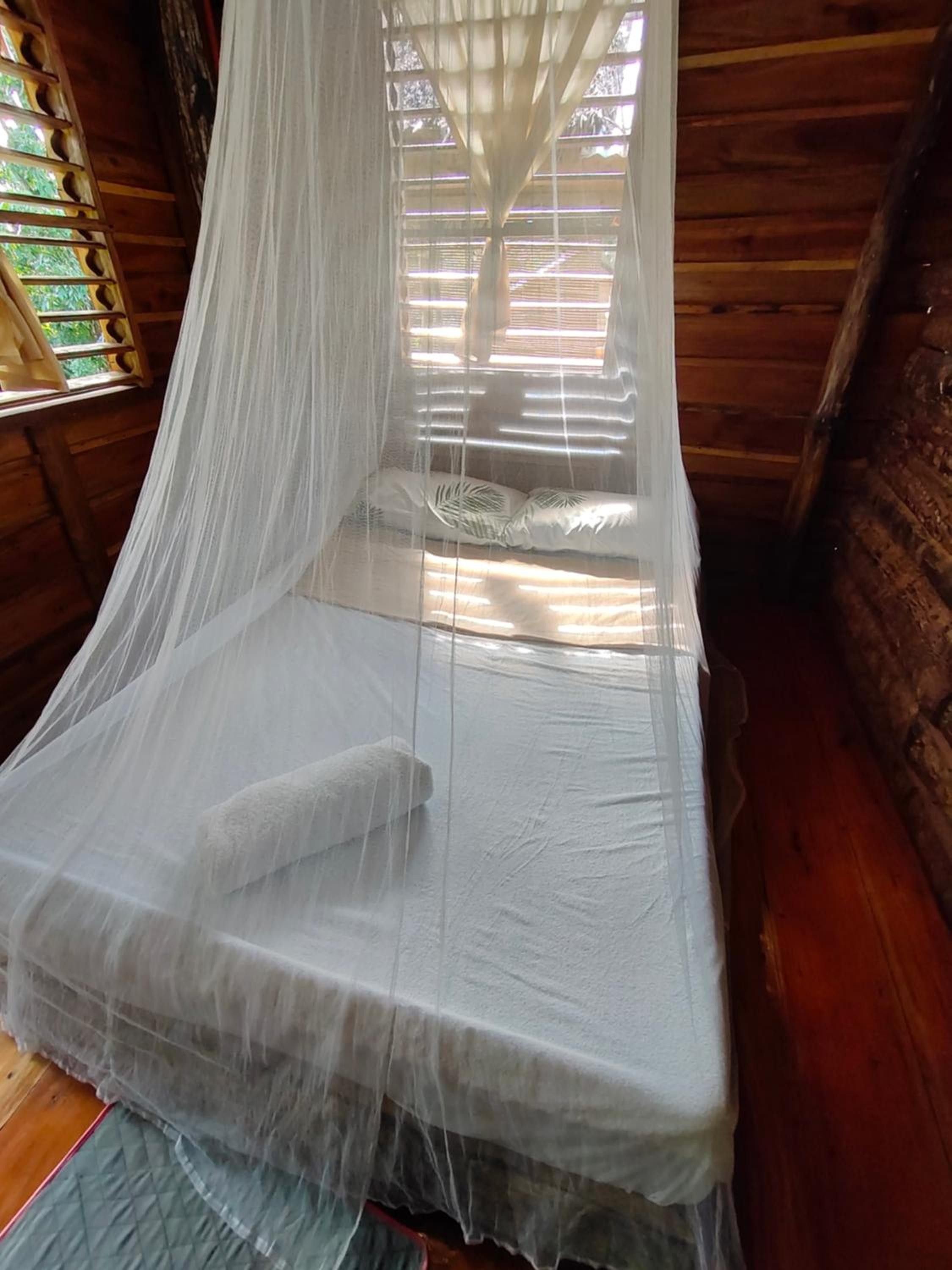 Double Room - Photo 10