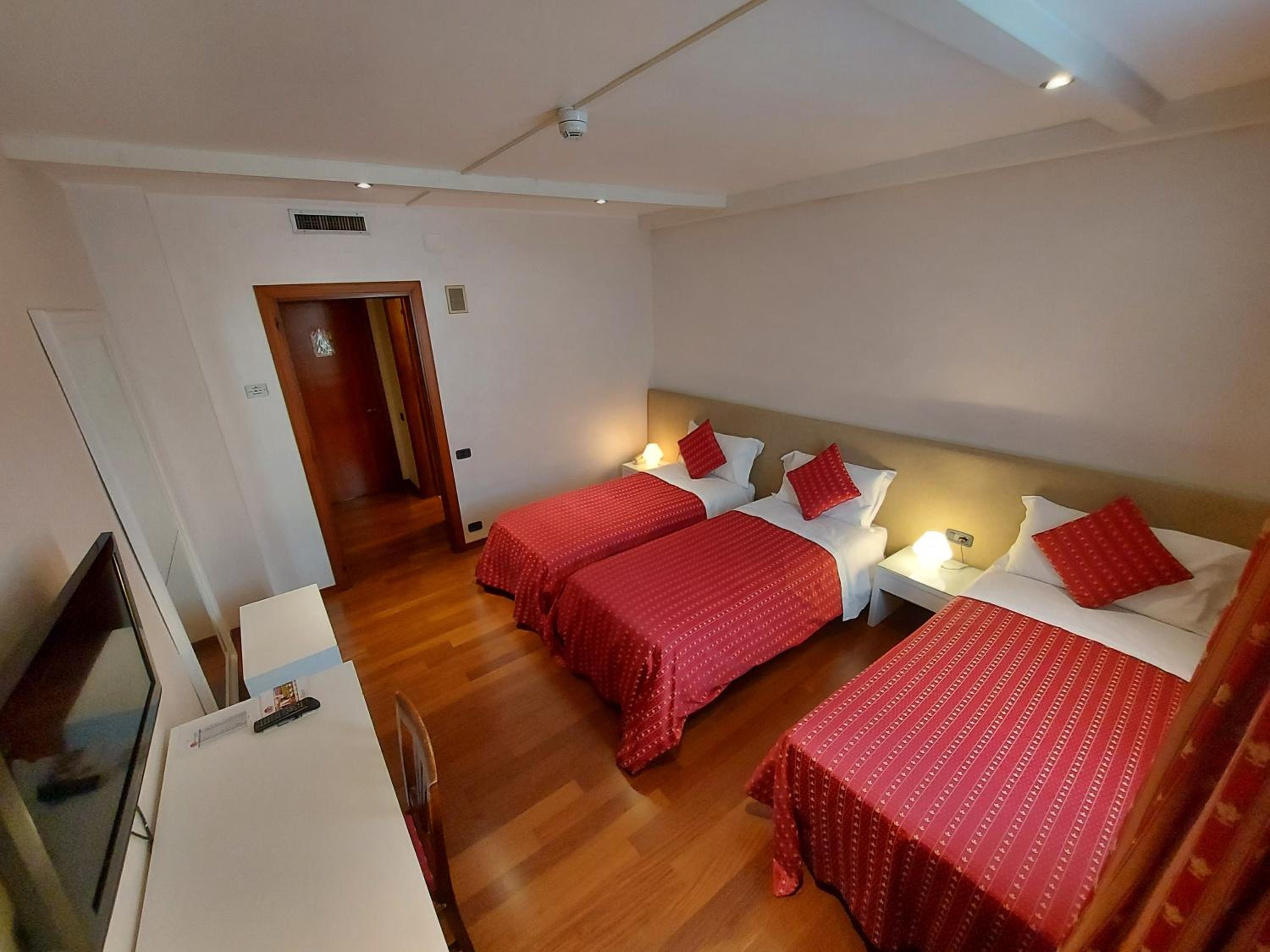 Triple Room photo 1
