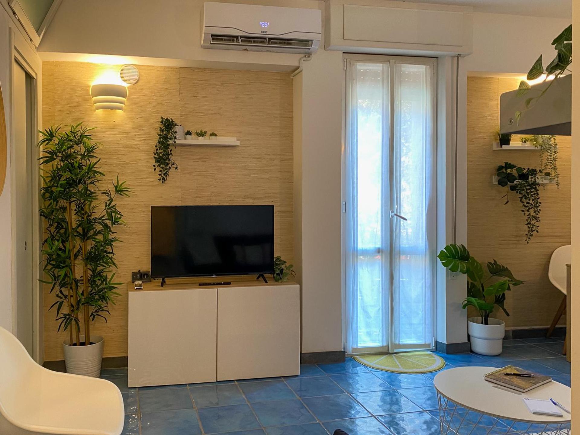 One-Bedroom Apartment - Photo 18