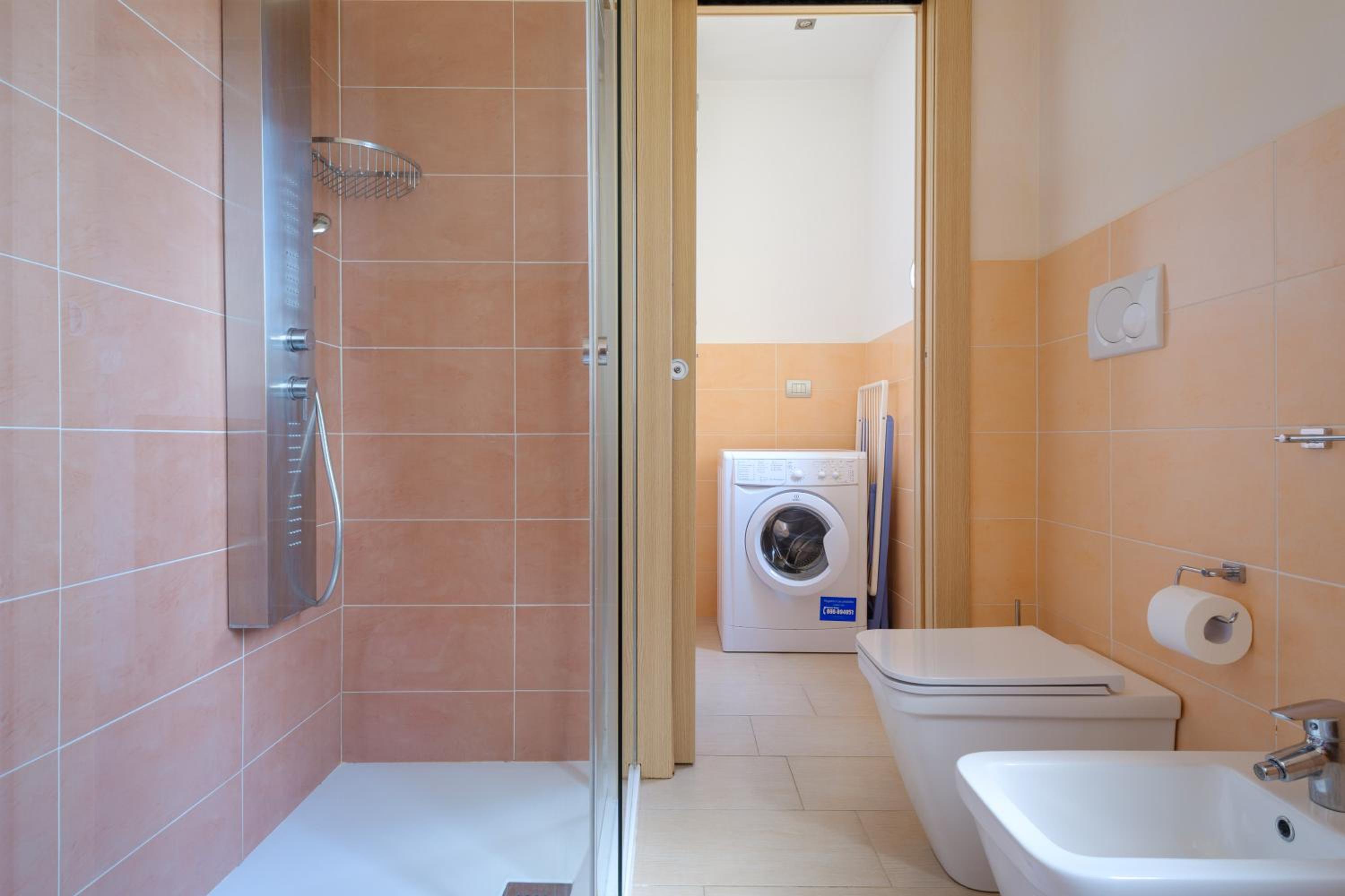 Two-Bedroom House photo 3