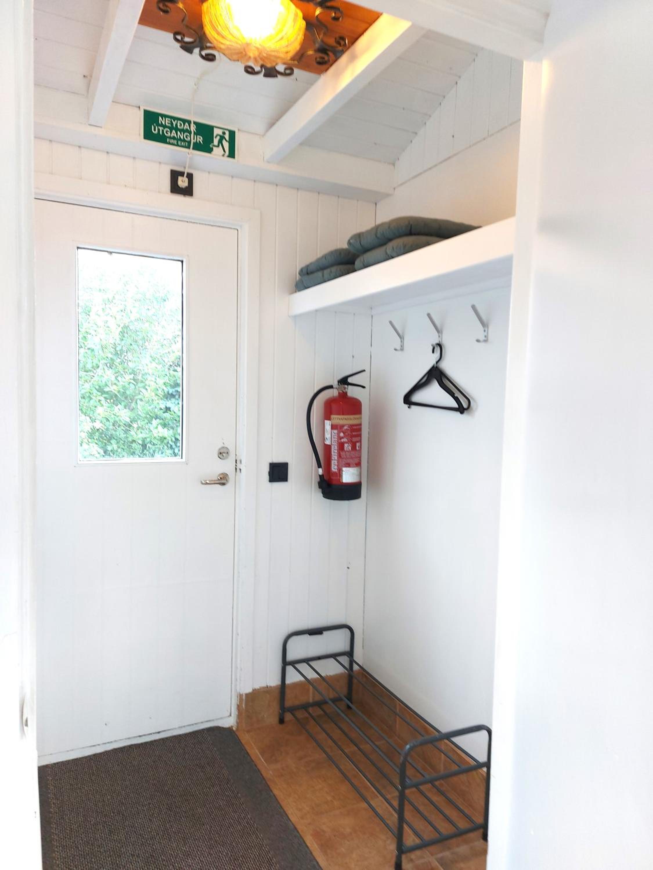 One-Bedroom House photo 1