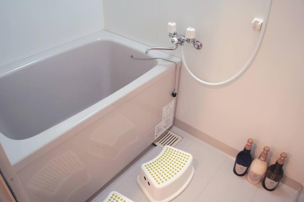 One-Bedroom Apartment - Photo 13