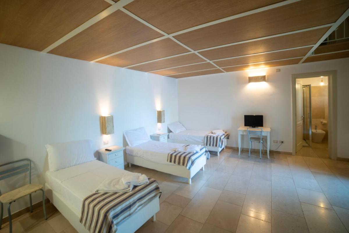 Deluxe Family Room - Photo 1