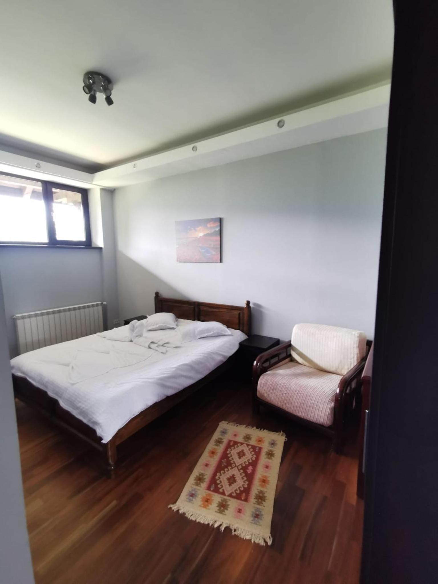 Two-Bedroom Apartment - Photo 3
