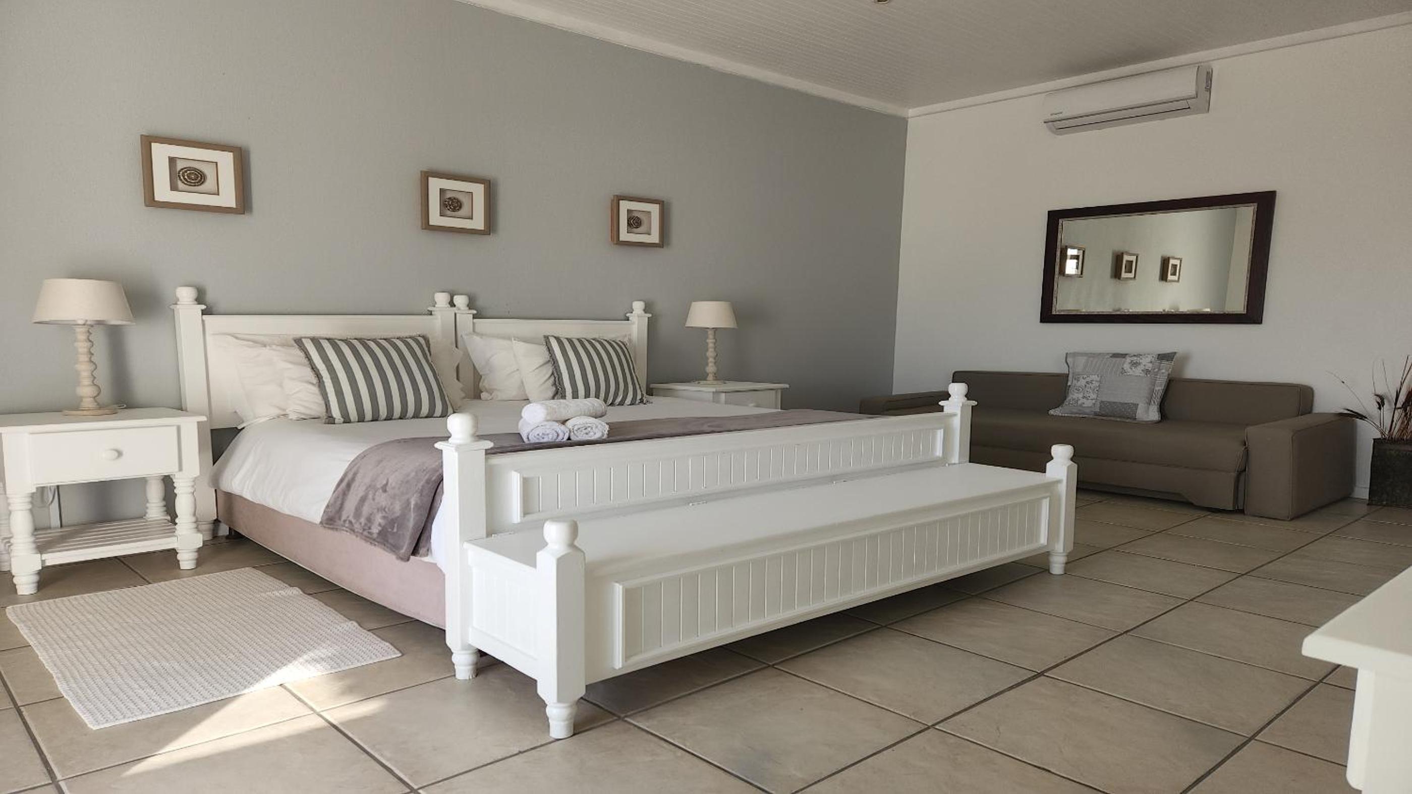 Family Room with Sea View - Photo 5