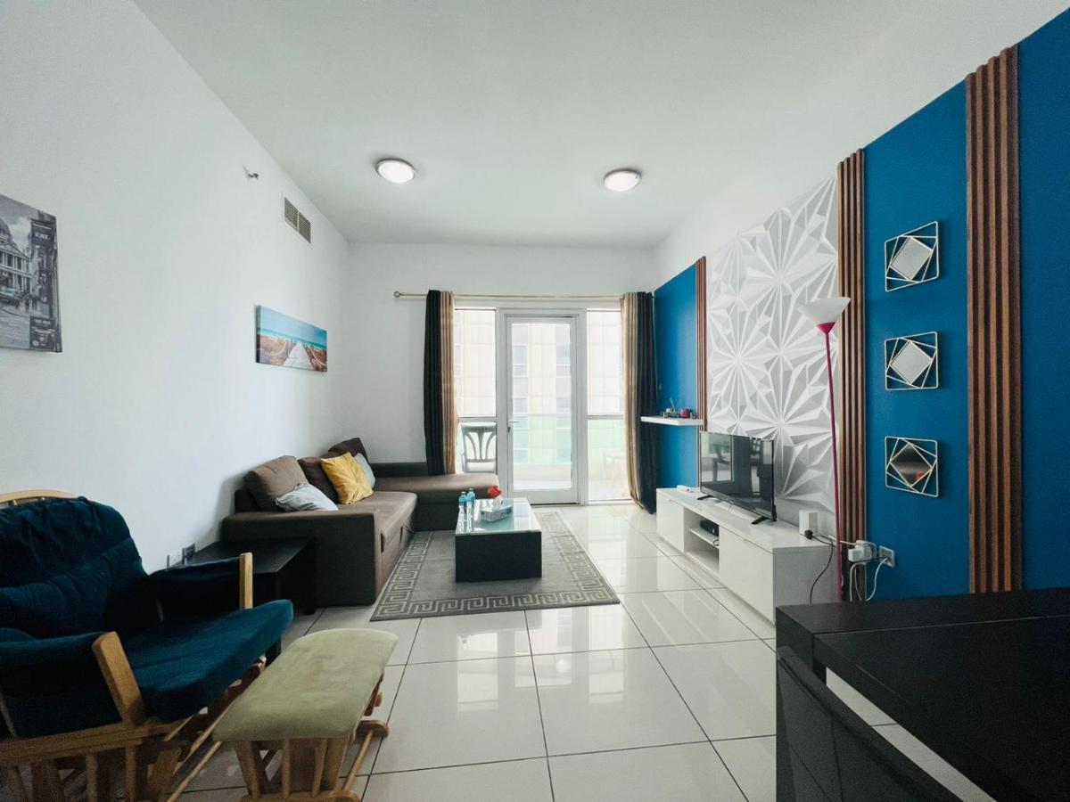 One-Bedroom House photo 3