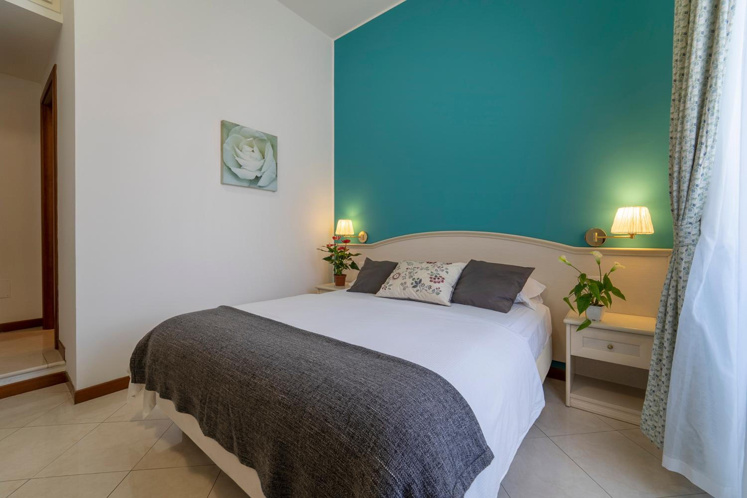 Large Double Room photo 2