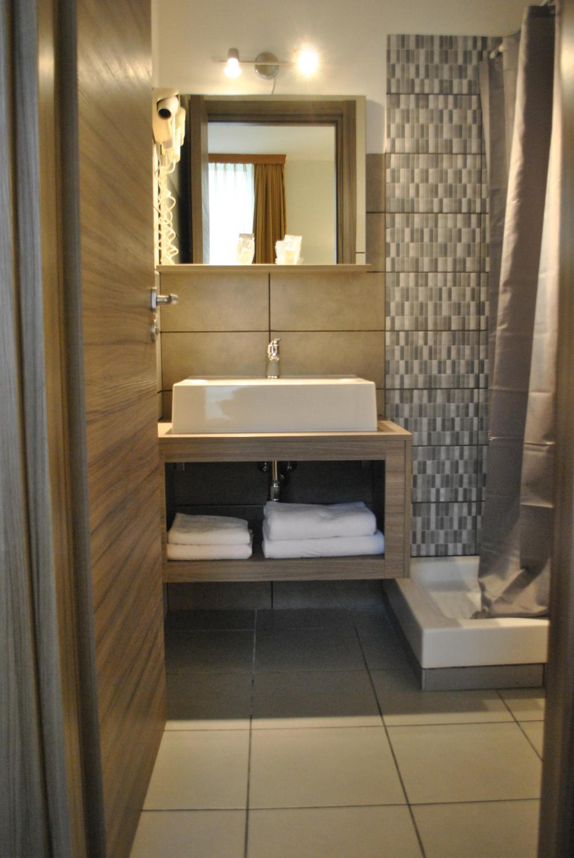 Double or Twin Room photo 3