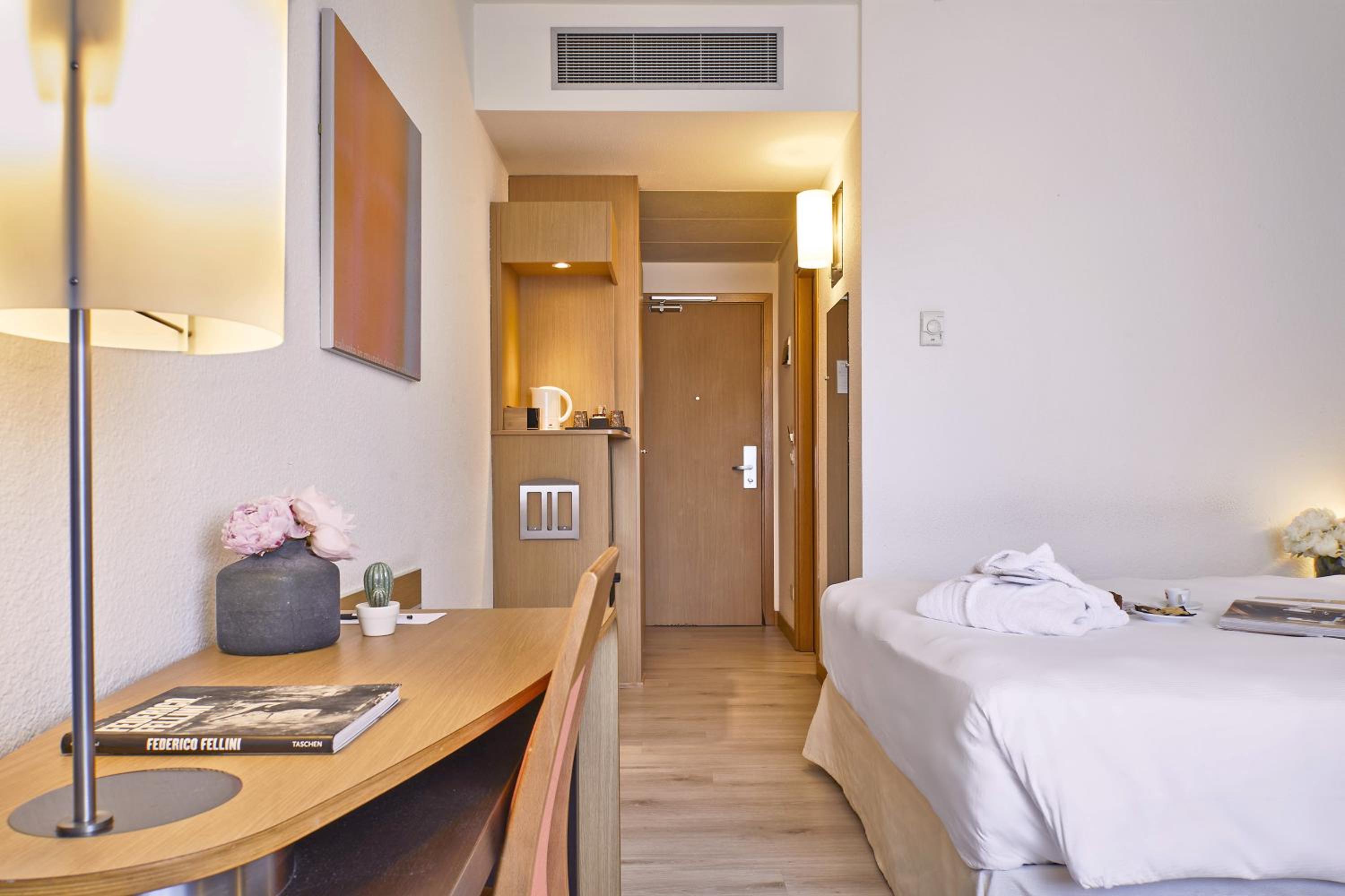 Deluxe Double Room - Photo 2