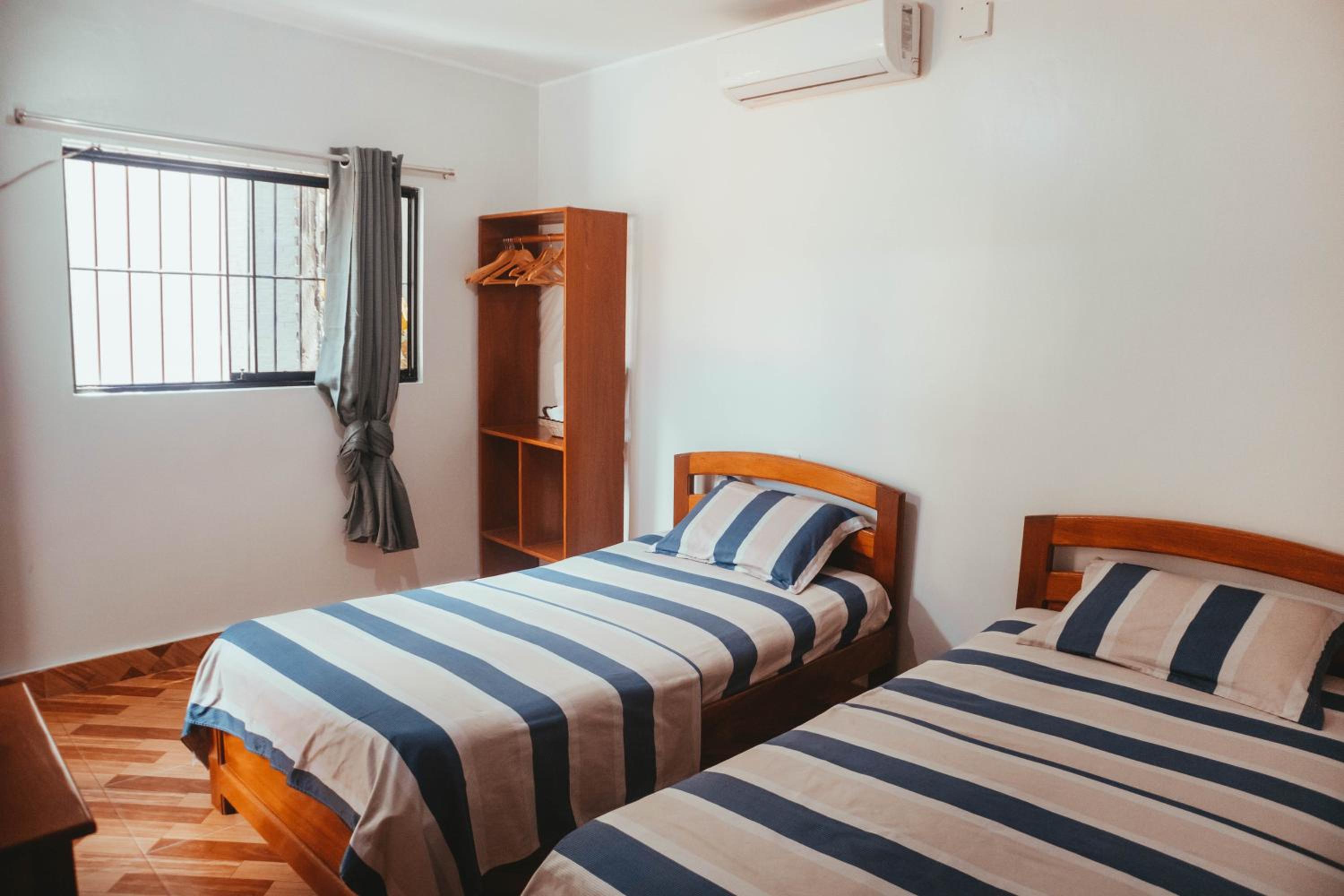 Twin Room with Private Bathroom photo 1