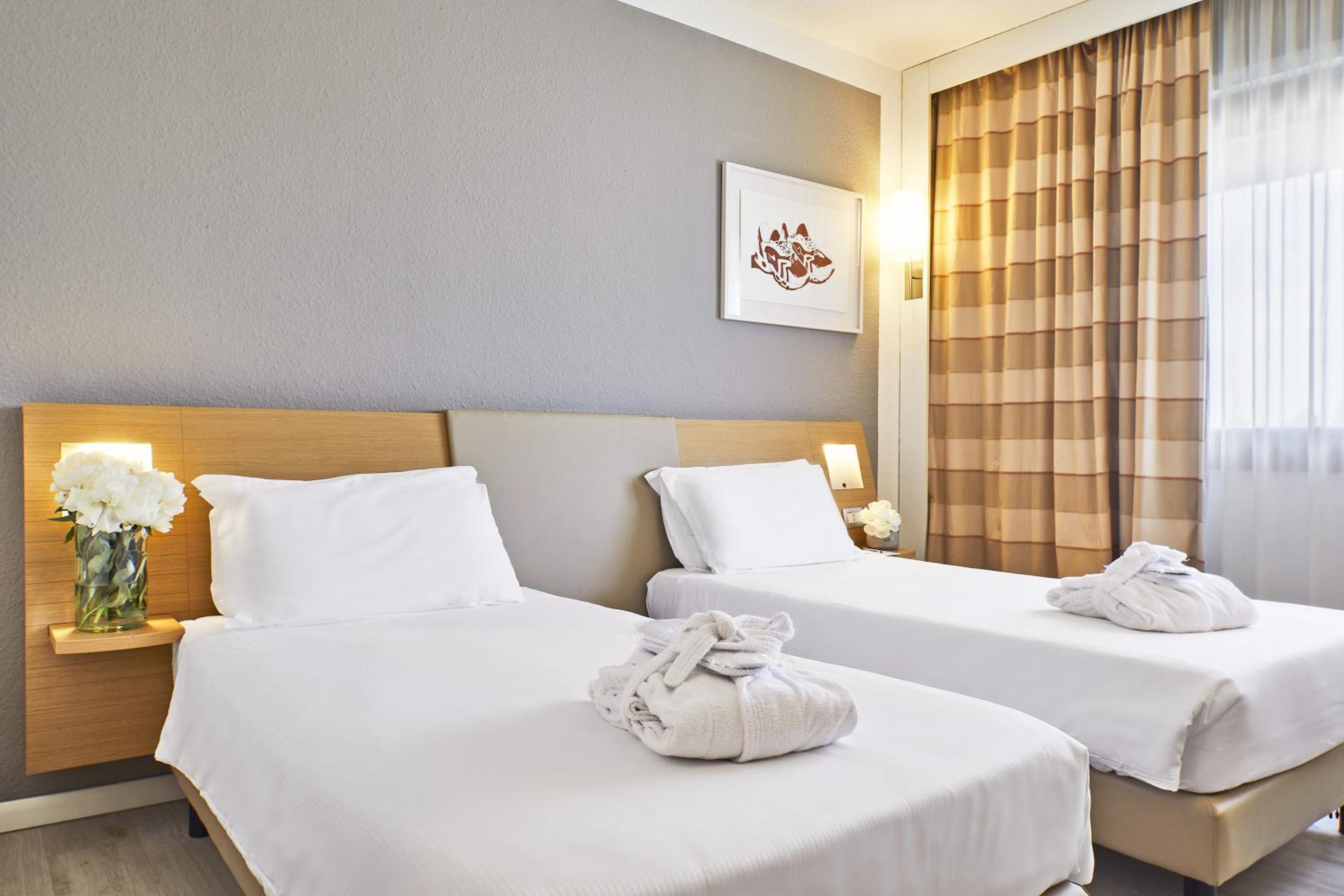 Deluxe Twin Room - Photo 4