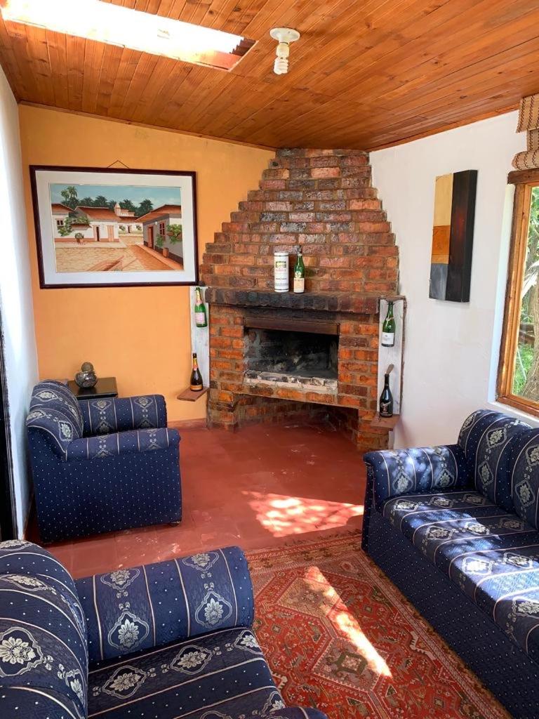 Three-Bedroom House photo 3