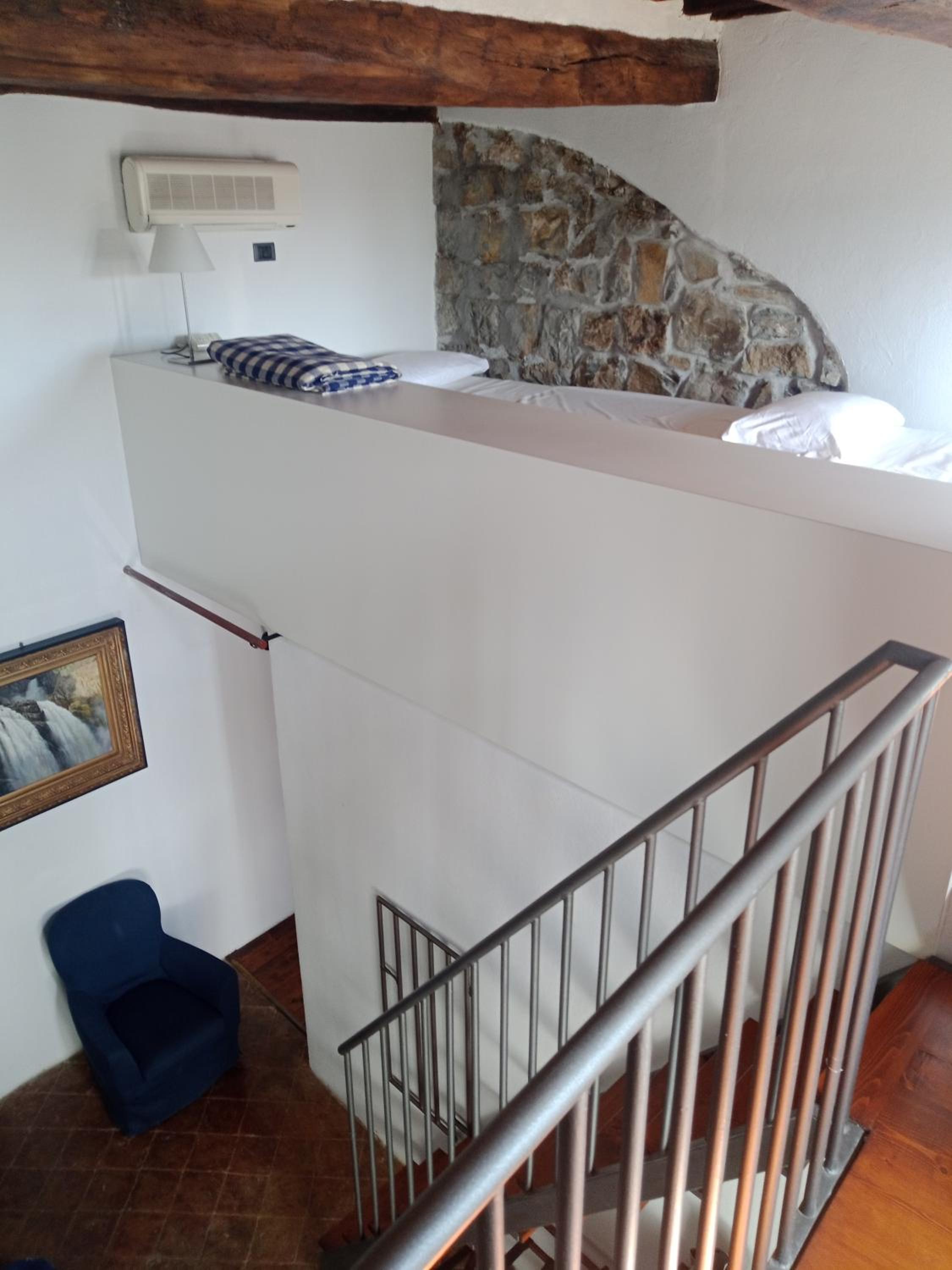 Deluxe Family Suite photo 3
