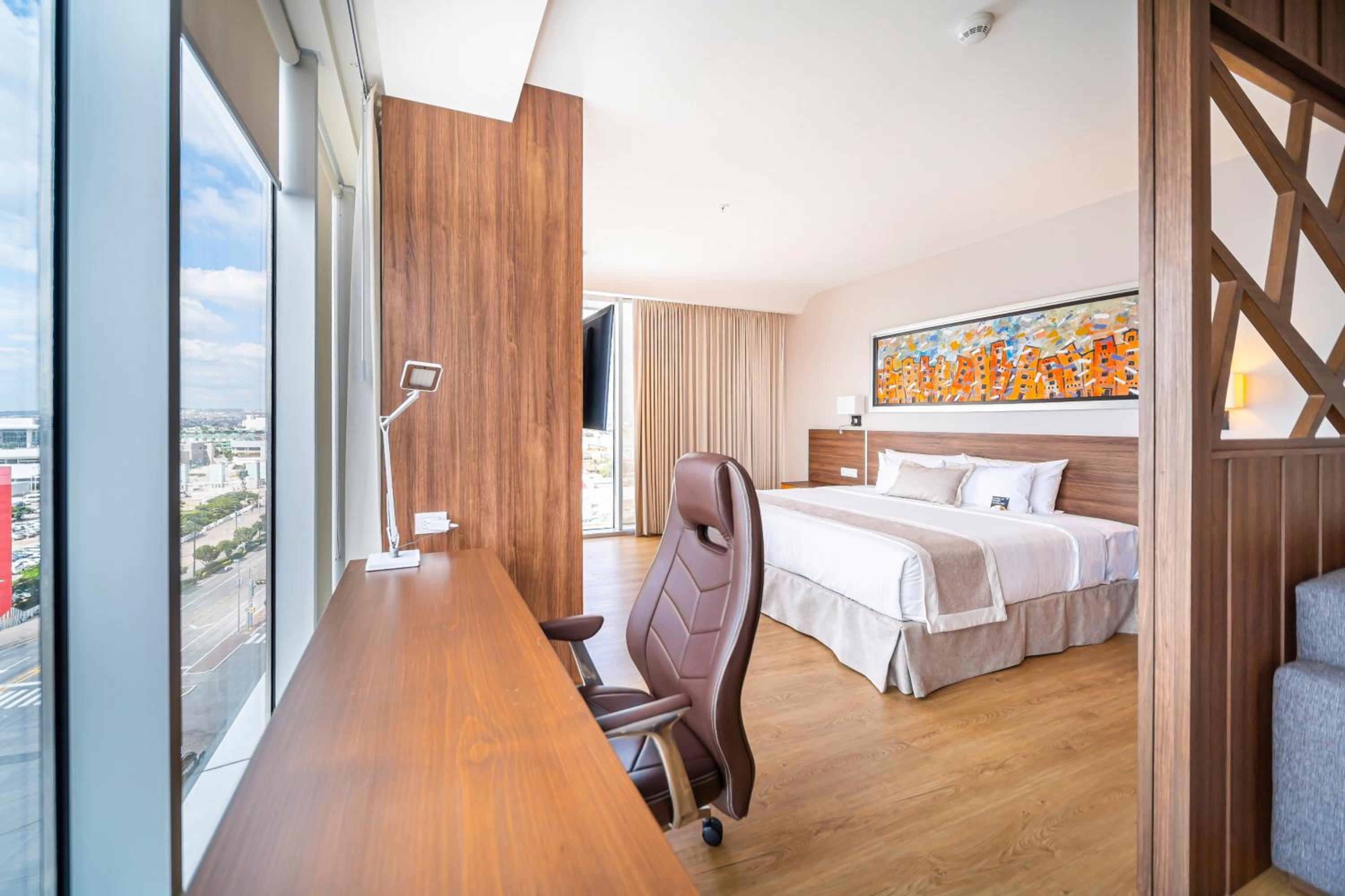 King Suite - Photo 4