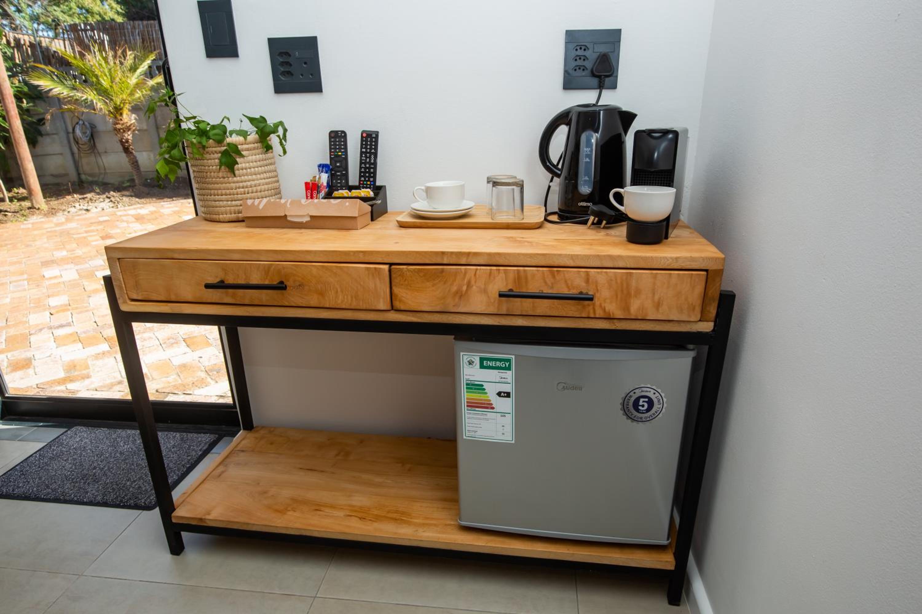 Double or Twin Room - Disability Access photo 2