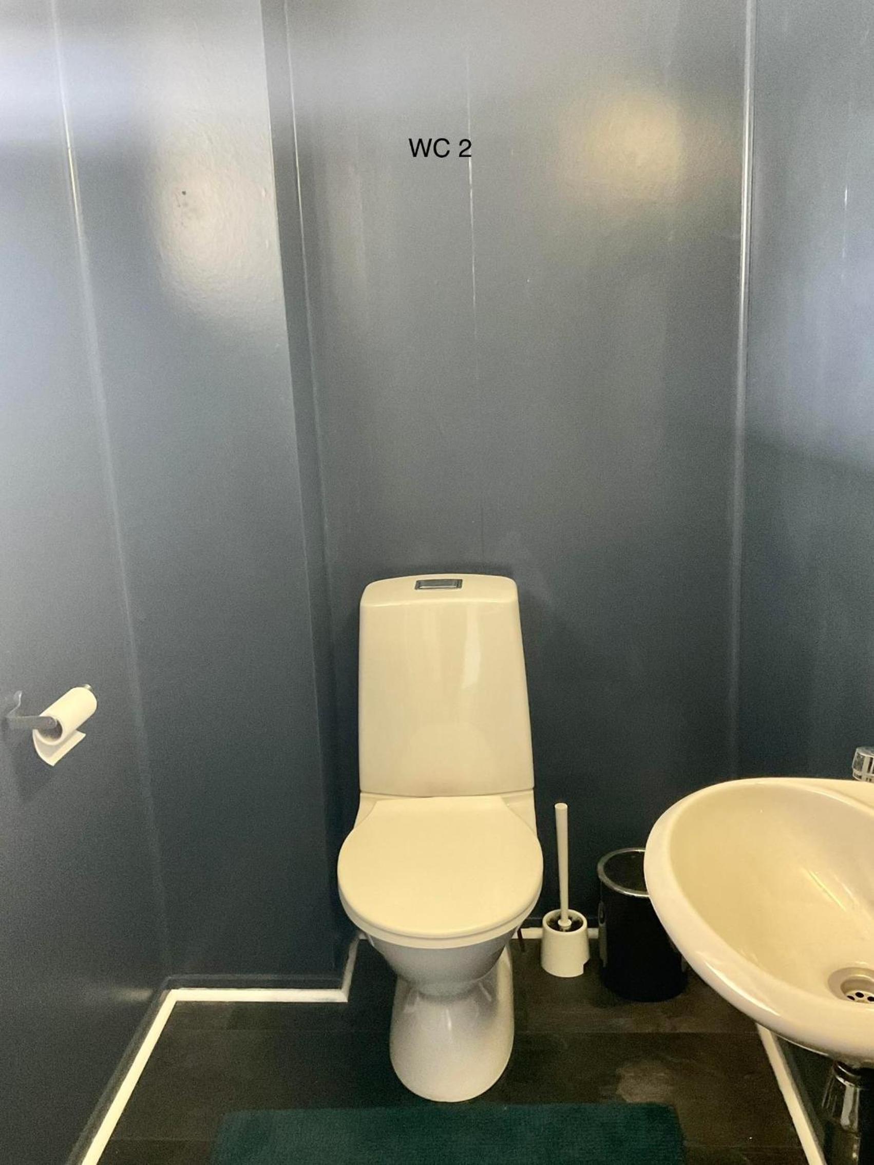 Double Room with Shared Bathroom photo 2