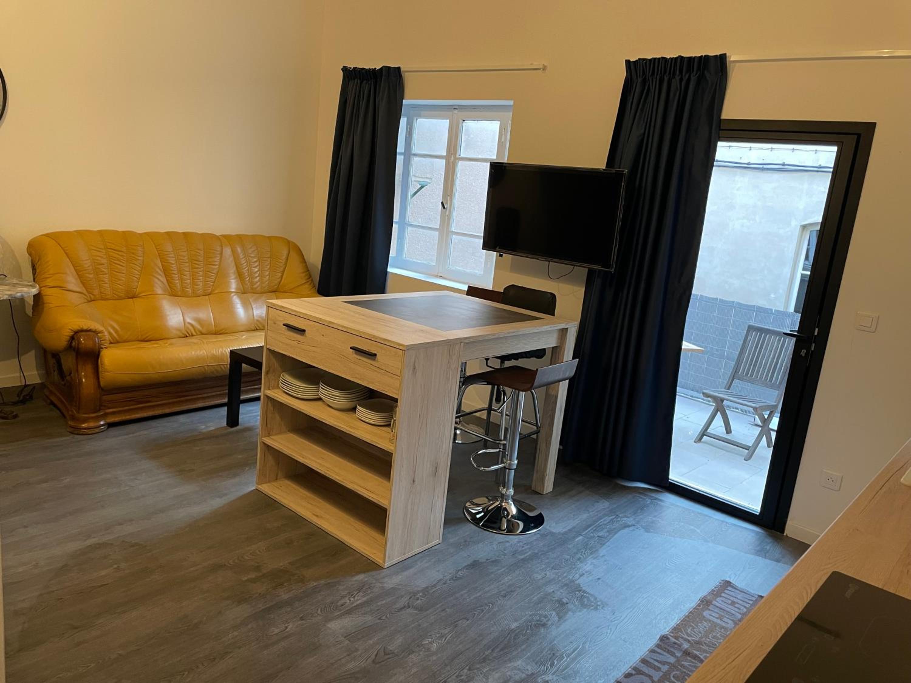 Studio - Split Level photo 3